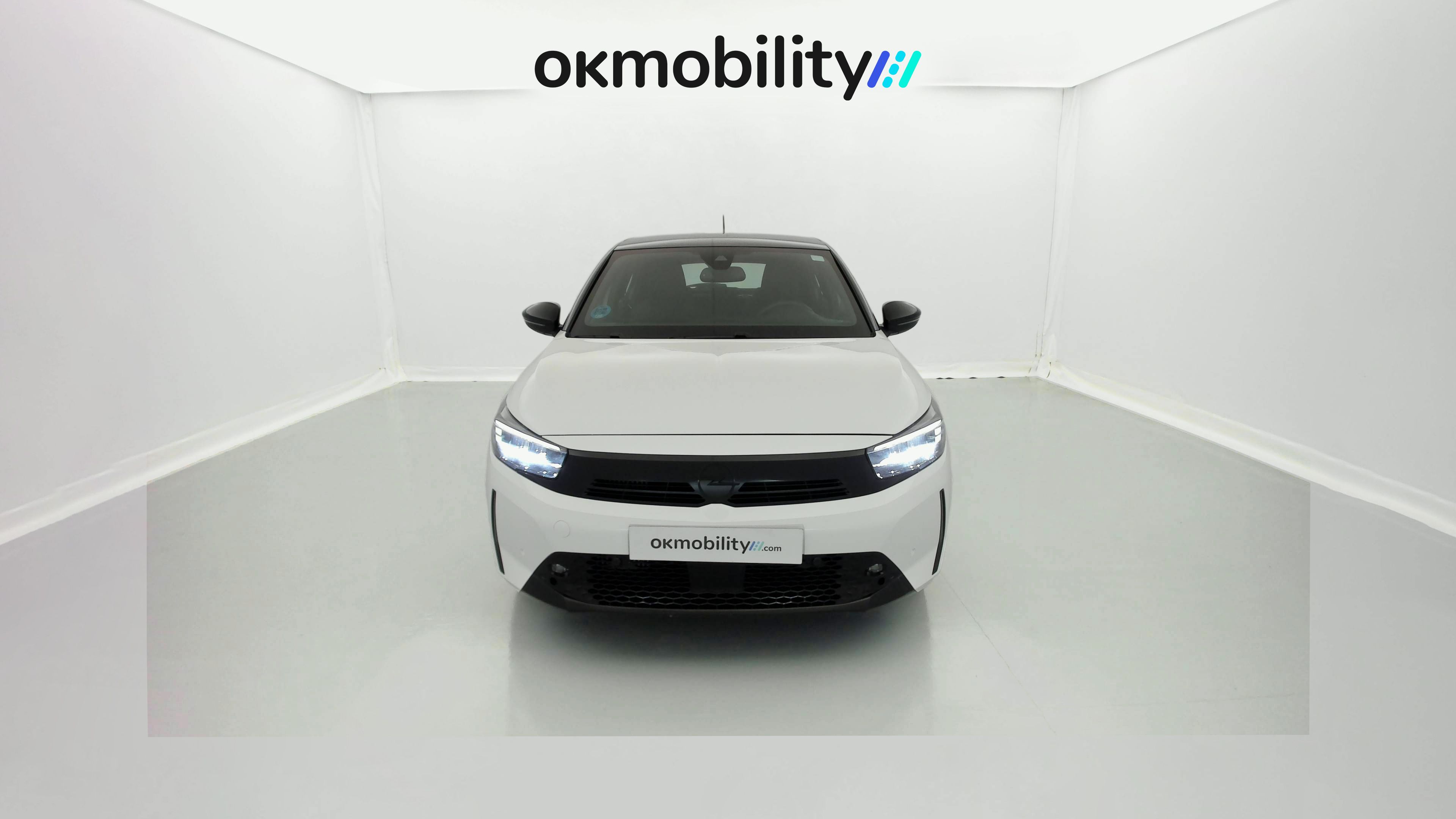 opel corsa gs 1.2T 100 2024 arktis white 1