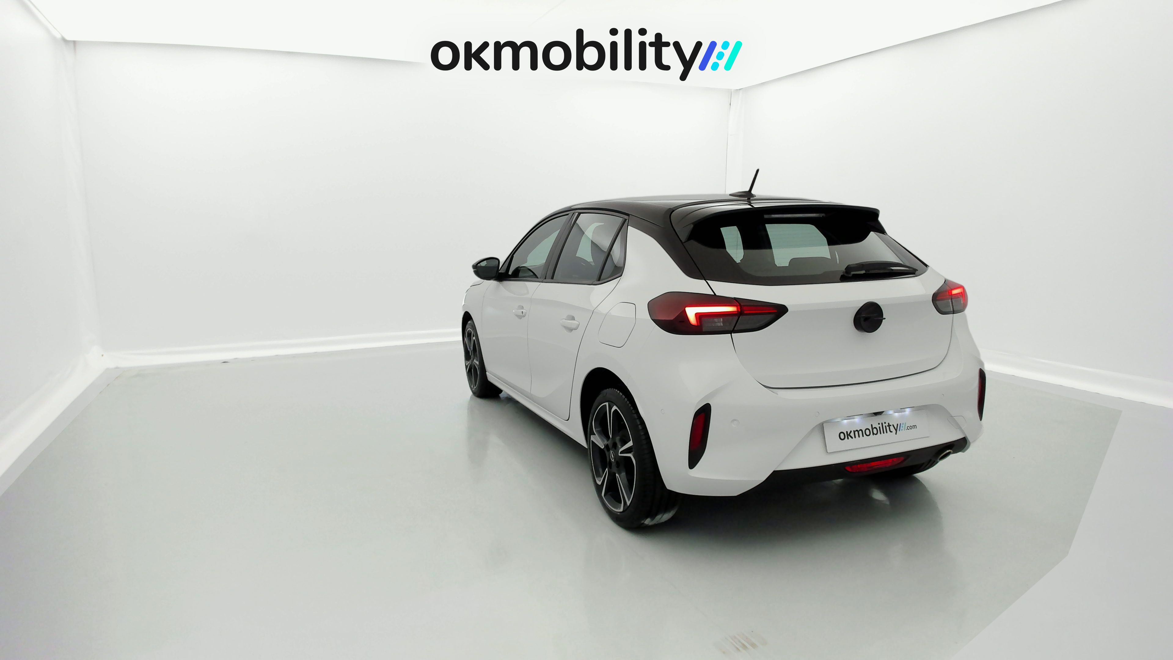 opel corsa gs 1.2T 100 2024 arktis white 11