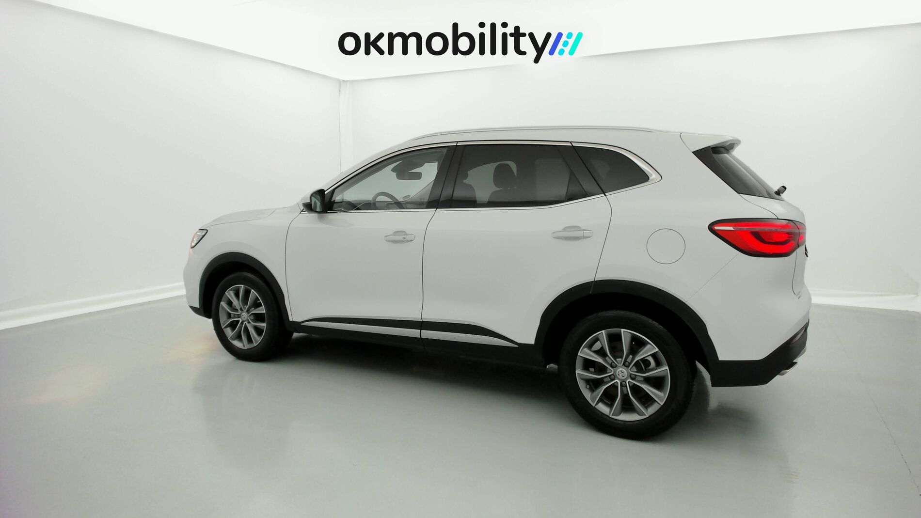 mg hs comfort 1.5 T-GDI 162 2023 dover white 8