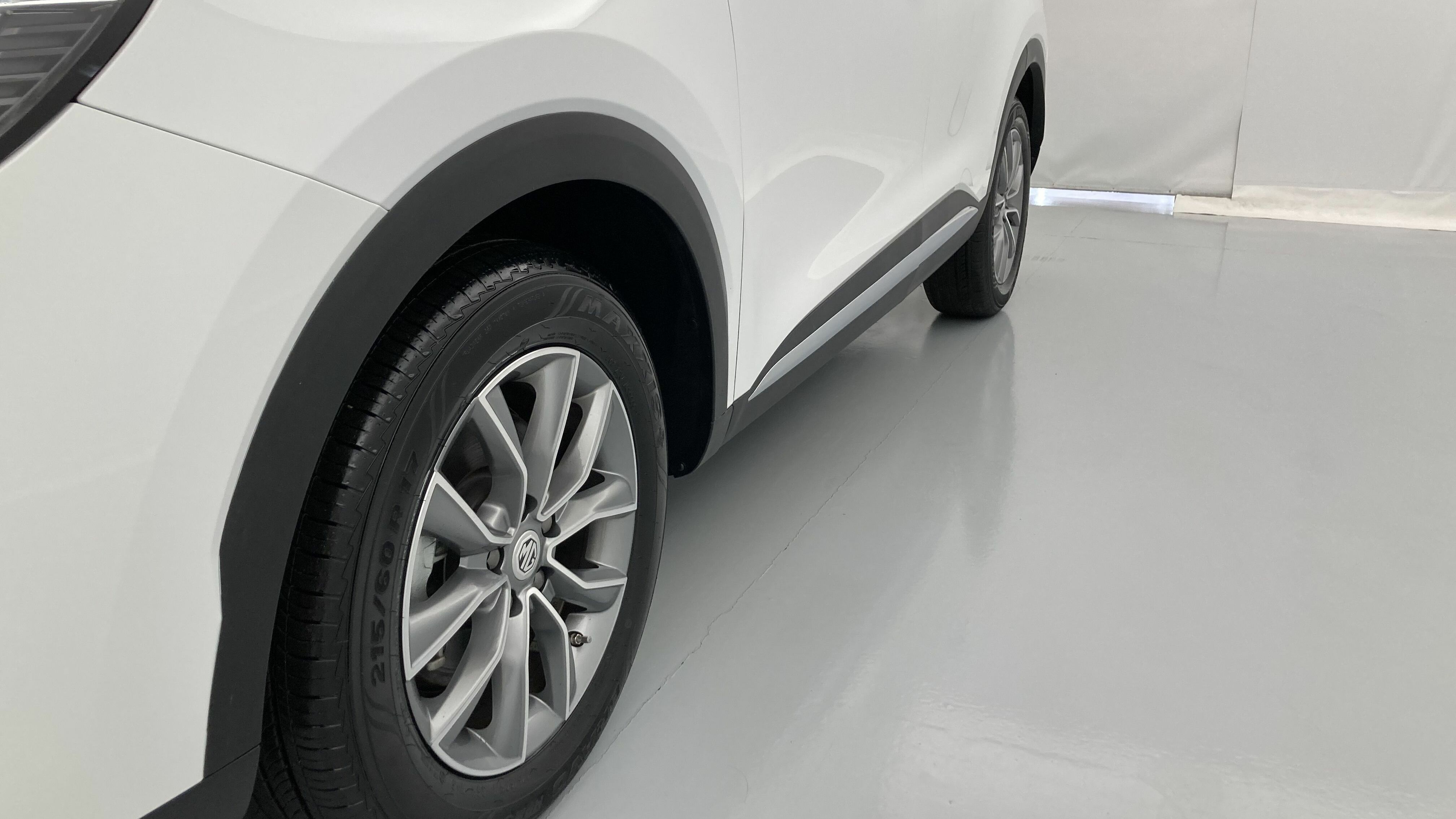 mg hs comfort 1.5 T-GDI 162 2023 dover white 23