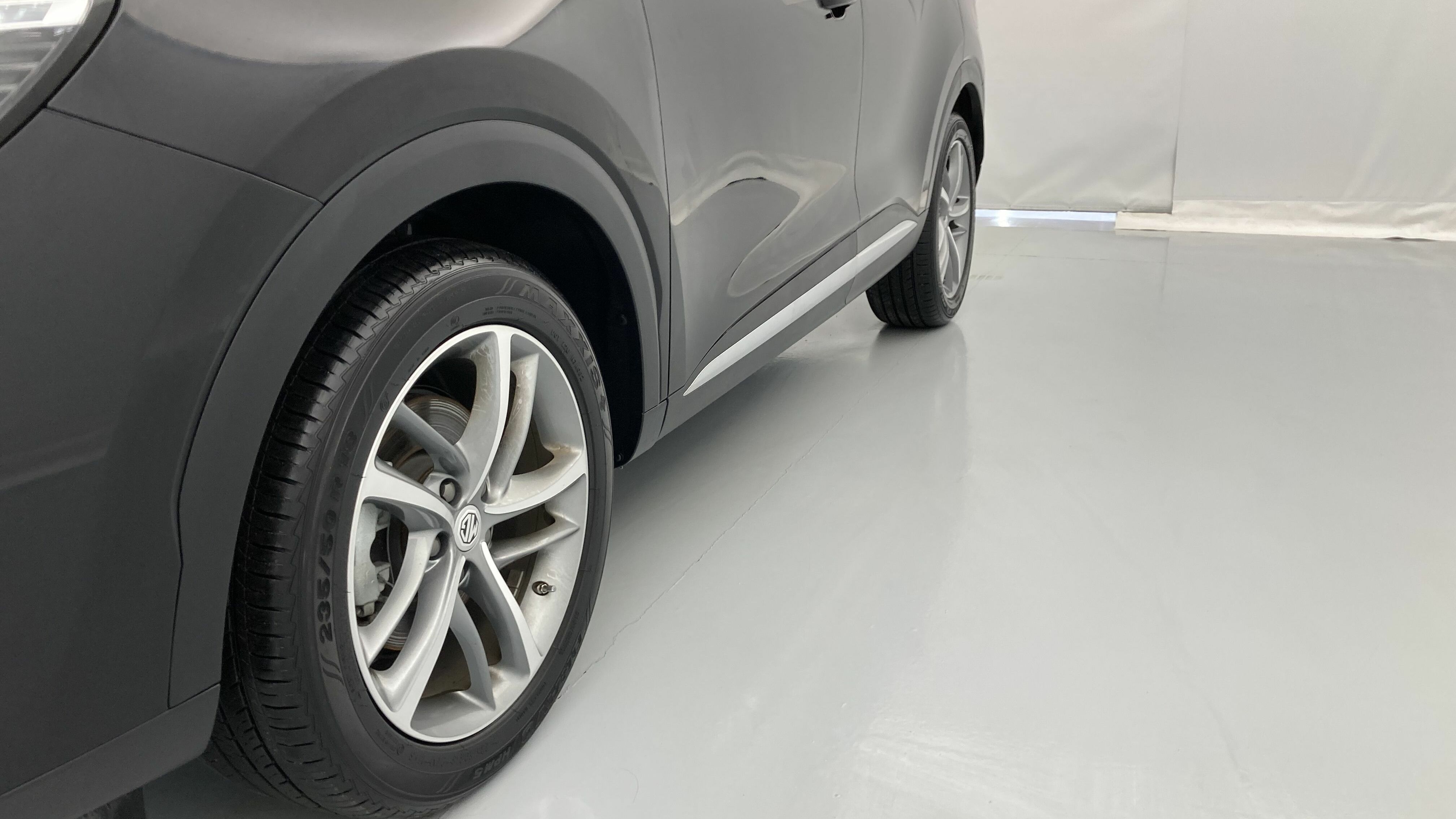 mg hs luxury 1.5 T-GDI 162 2023 pebble black 26