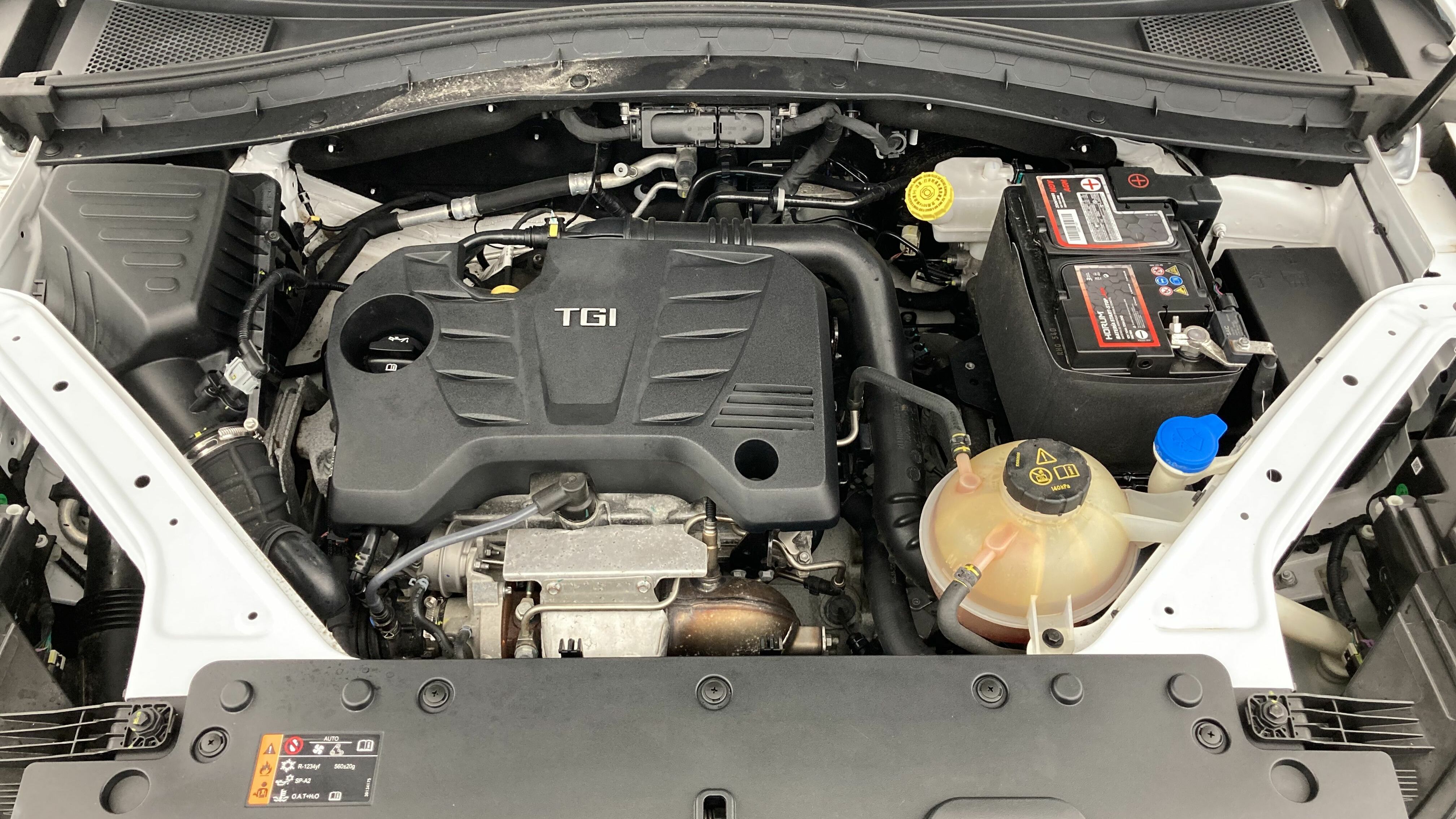 mg hs luxury 1.5 T-GDI 162 2023 dover white 25