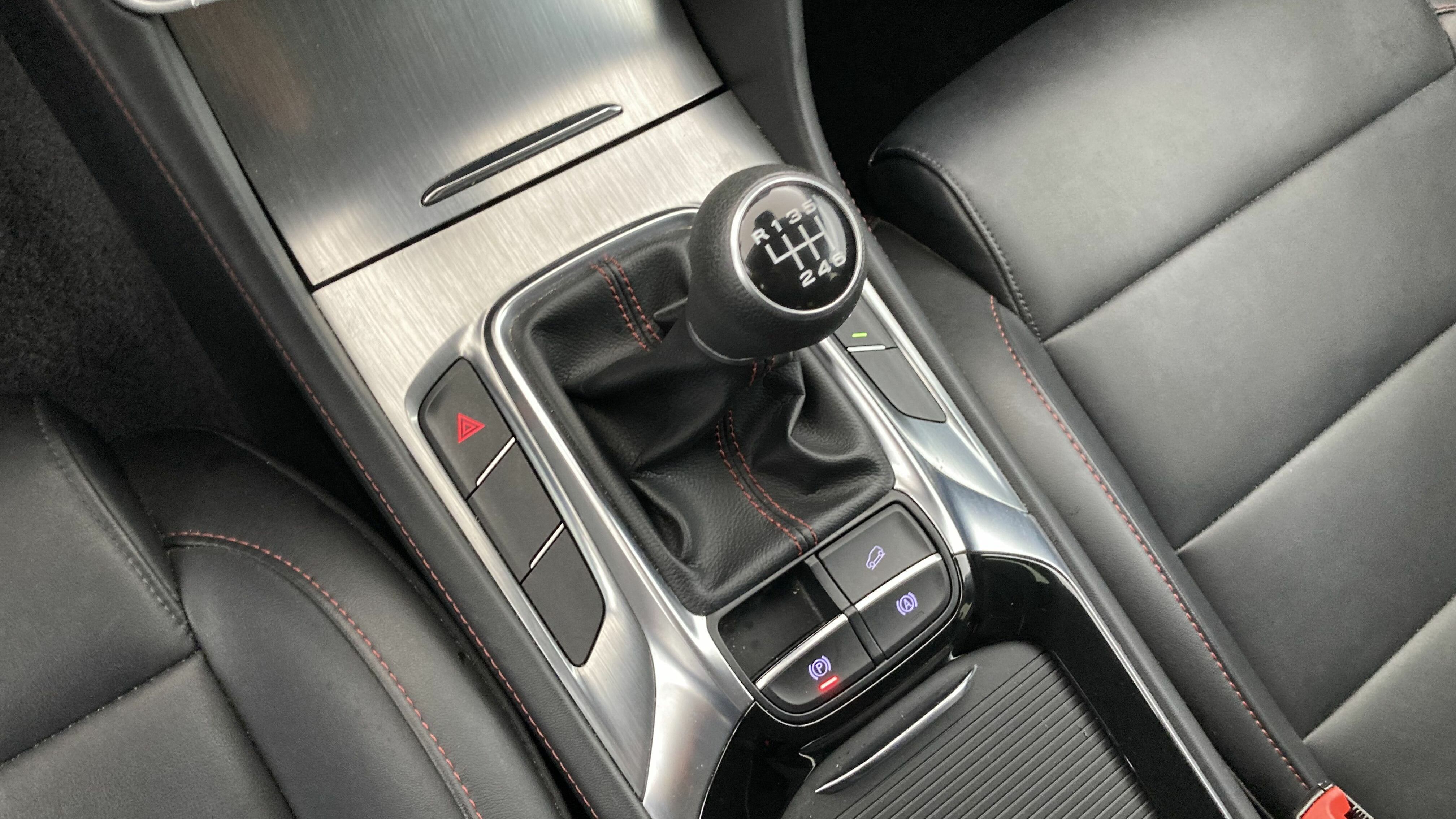 mg hs comfort 1.5 T-GDI 162 2023 dover white 21