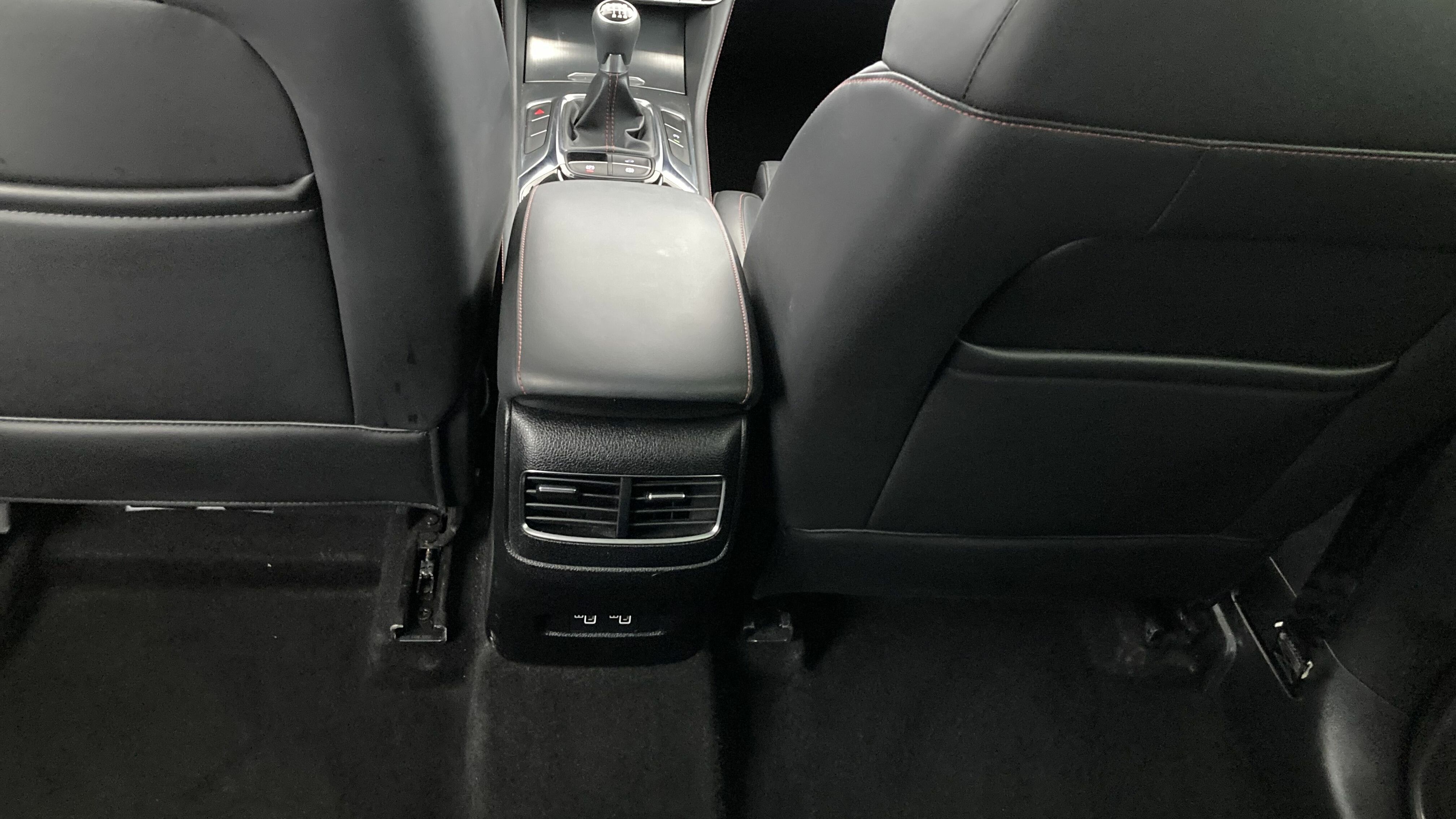 mg hs comfort 1.5 T-GDI 162 2023 dover white 23