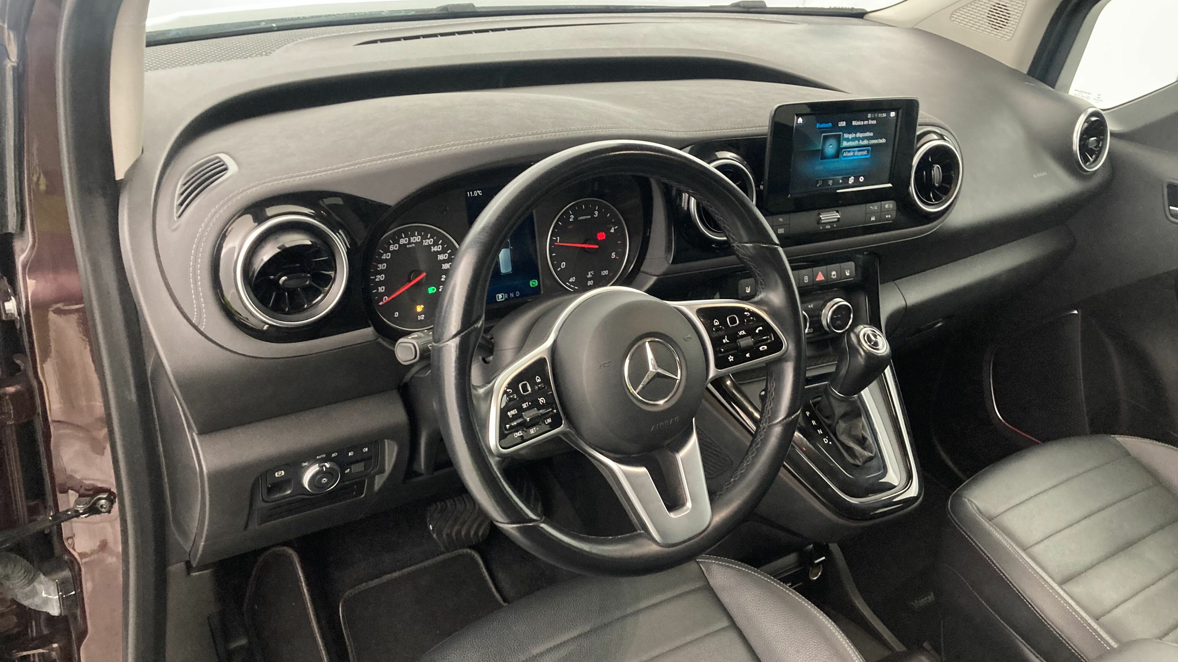 mercedes benz clase t n1 nv 180D 116 DCT 2022 rojo rubelita metalizado 16