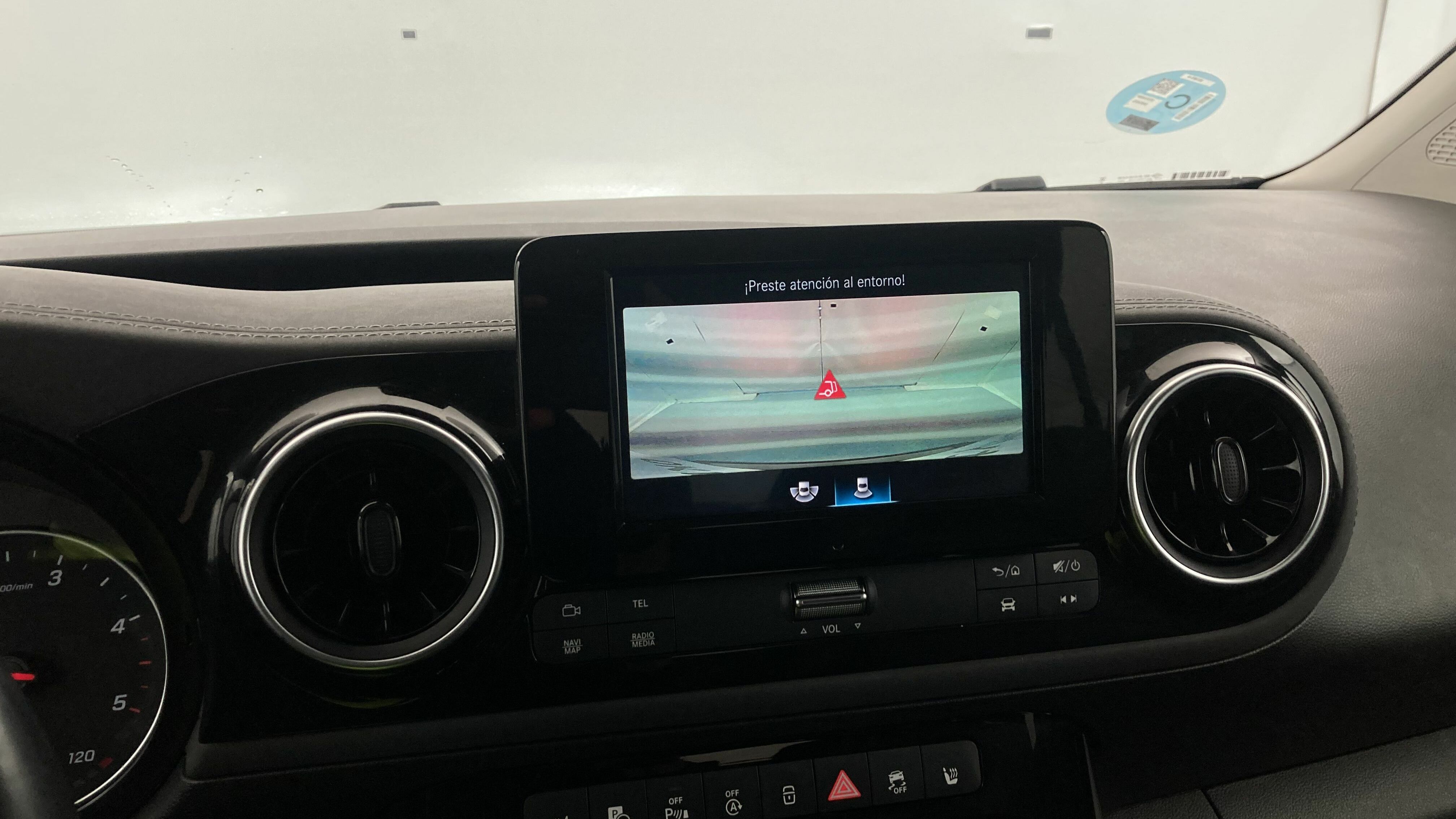 mercedes benz clase t n1 nv 180D 116 DCT 2022 rojo rubelita metalizado 20