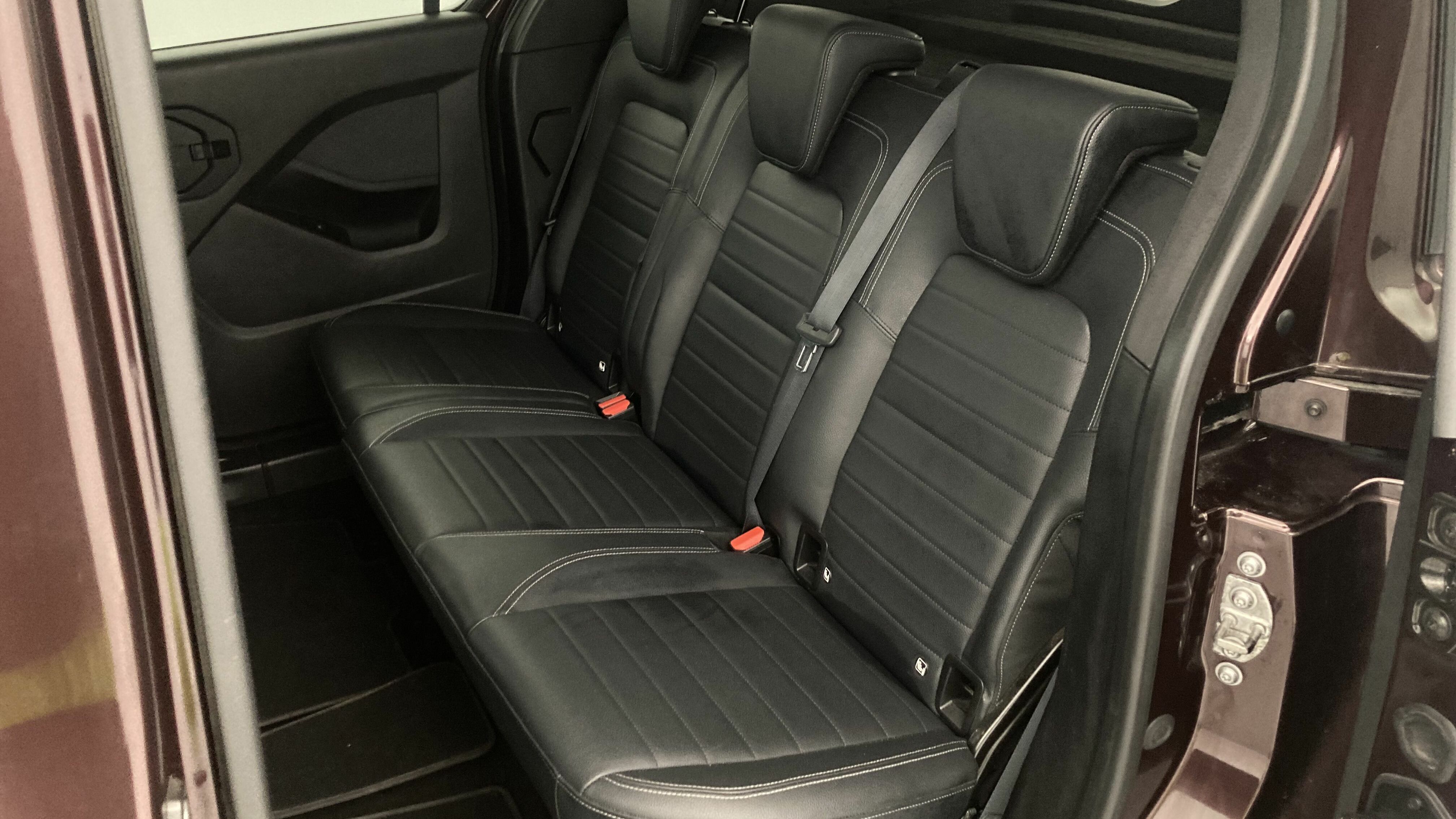 mercedes benz clase t n1 nv 180D 116 DCT 2022 rojo rubelita metalizado 22