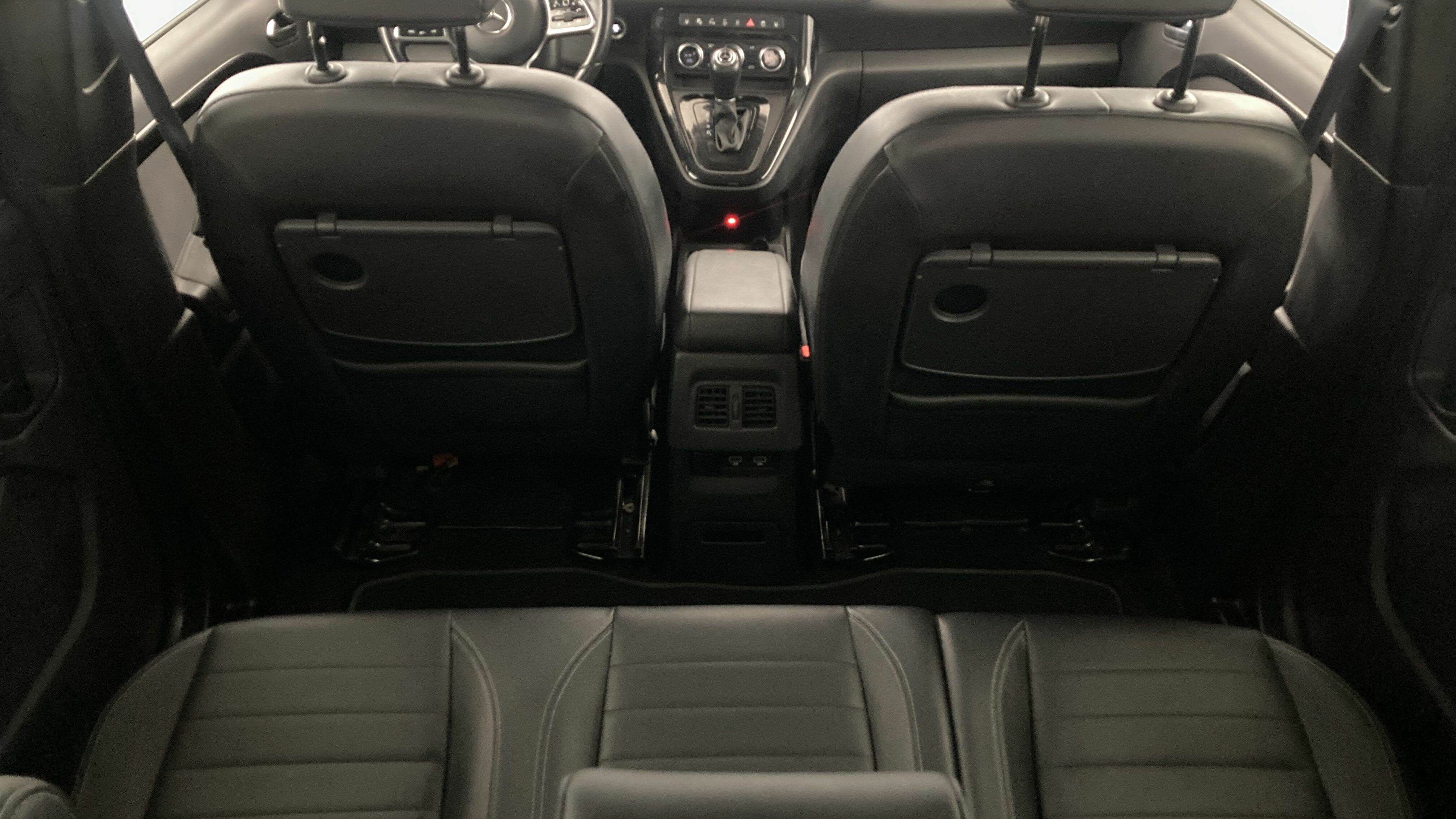 mercedes benz clase t n1 nv 180D 116 DCT 2022 rojo rubelita metalizado 23