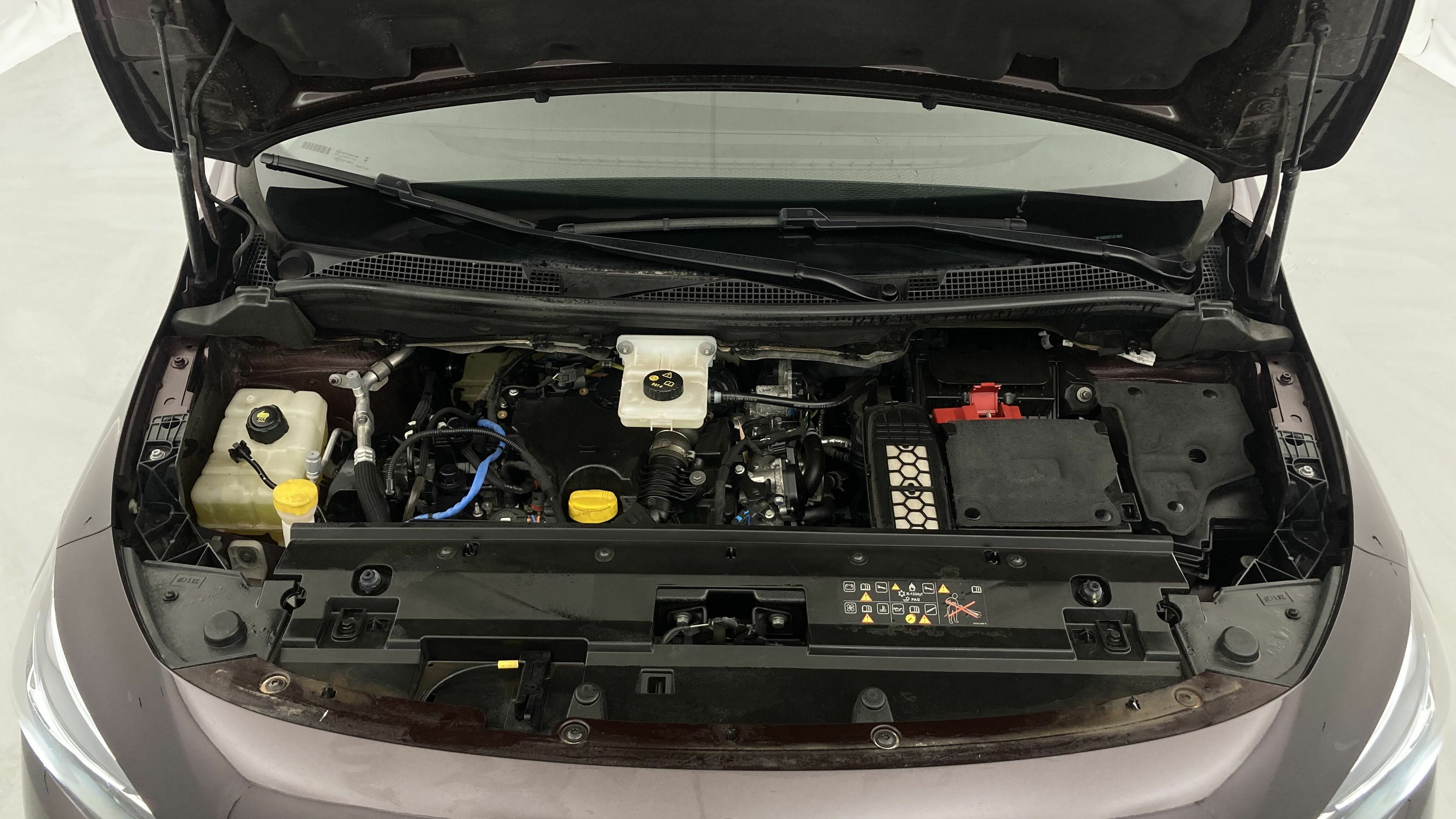 mercedes benz clase t n1 nv 180D 116 DCT 2022 rojo rubelita metalizado 25