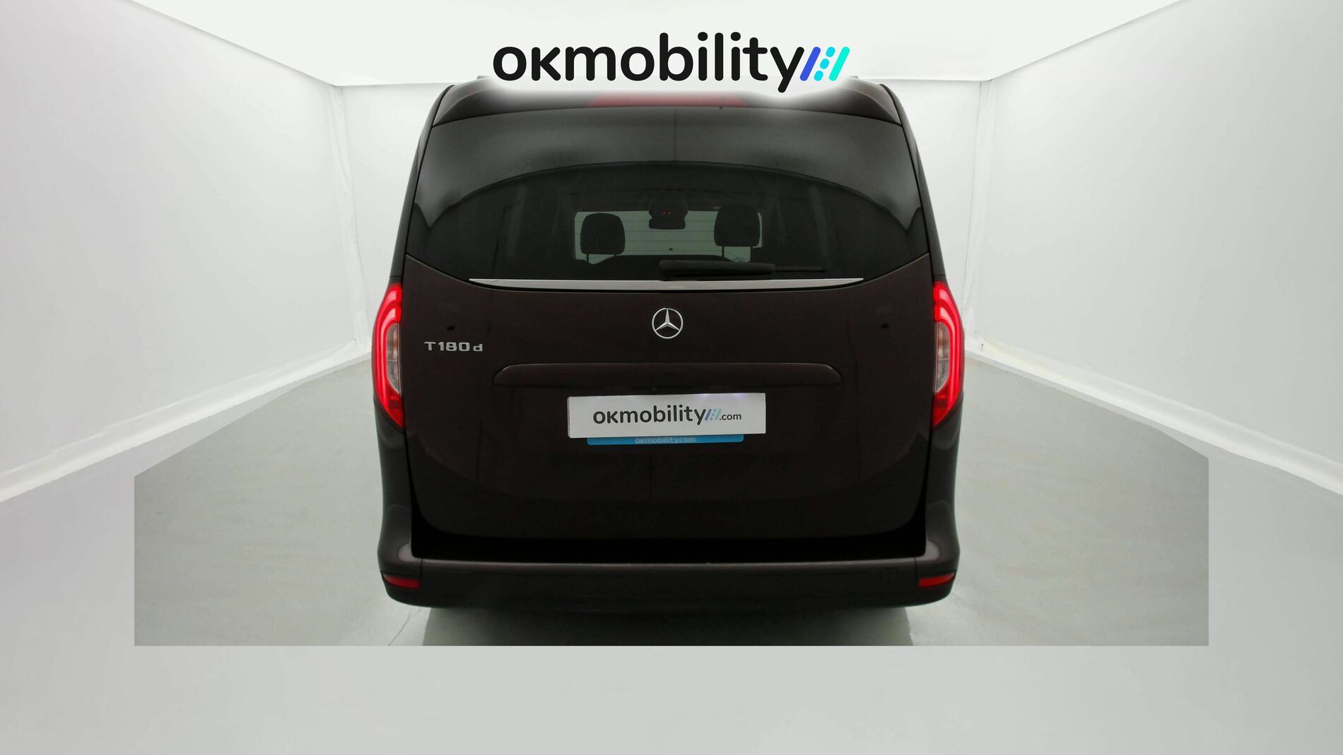 mercedes benz clase t n1 nv 180D 116 DCT 2022 rojo rubelita metalizado 11