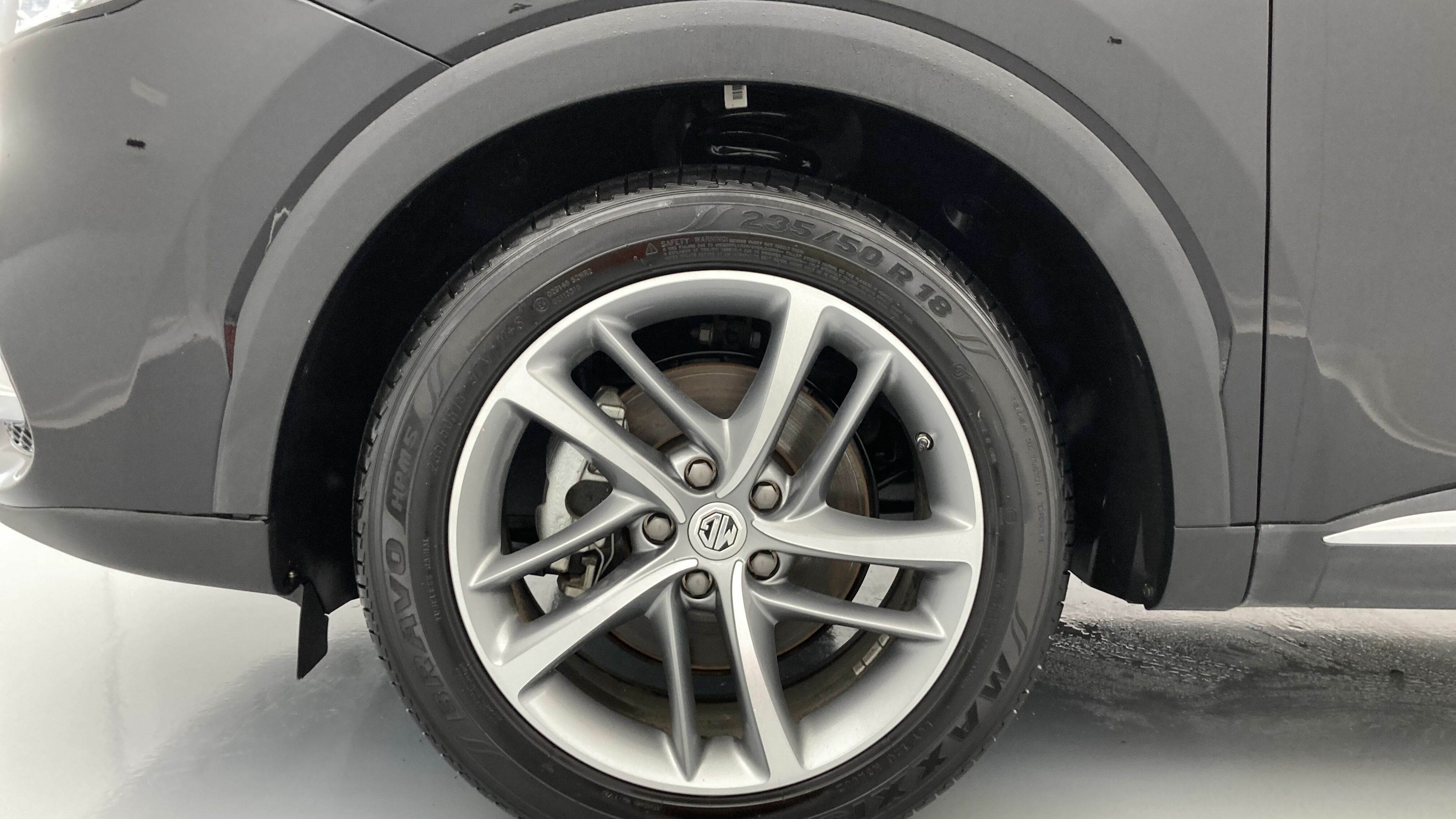 mg hs luxury 1.5 T-GDI 162 2023 pebble black 26