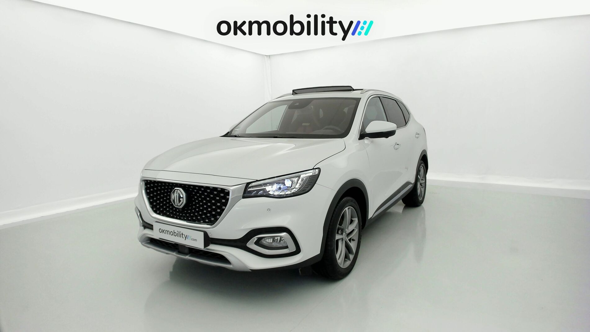 mg hs luxury 1.5 T-GDI 162 2023 dover white 1
