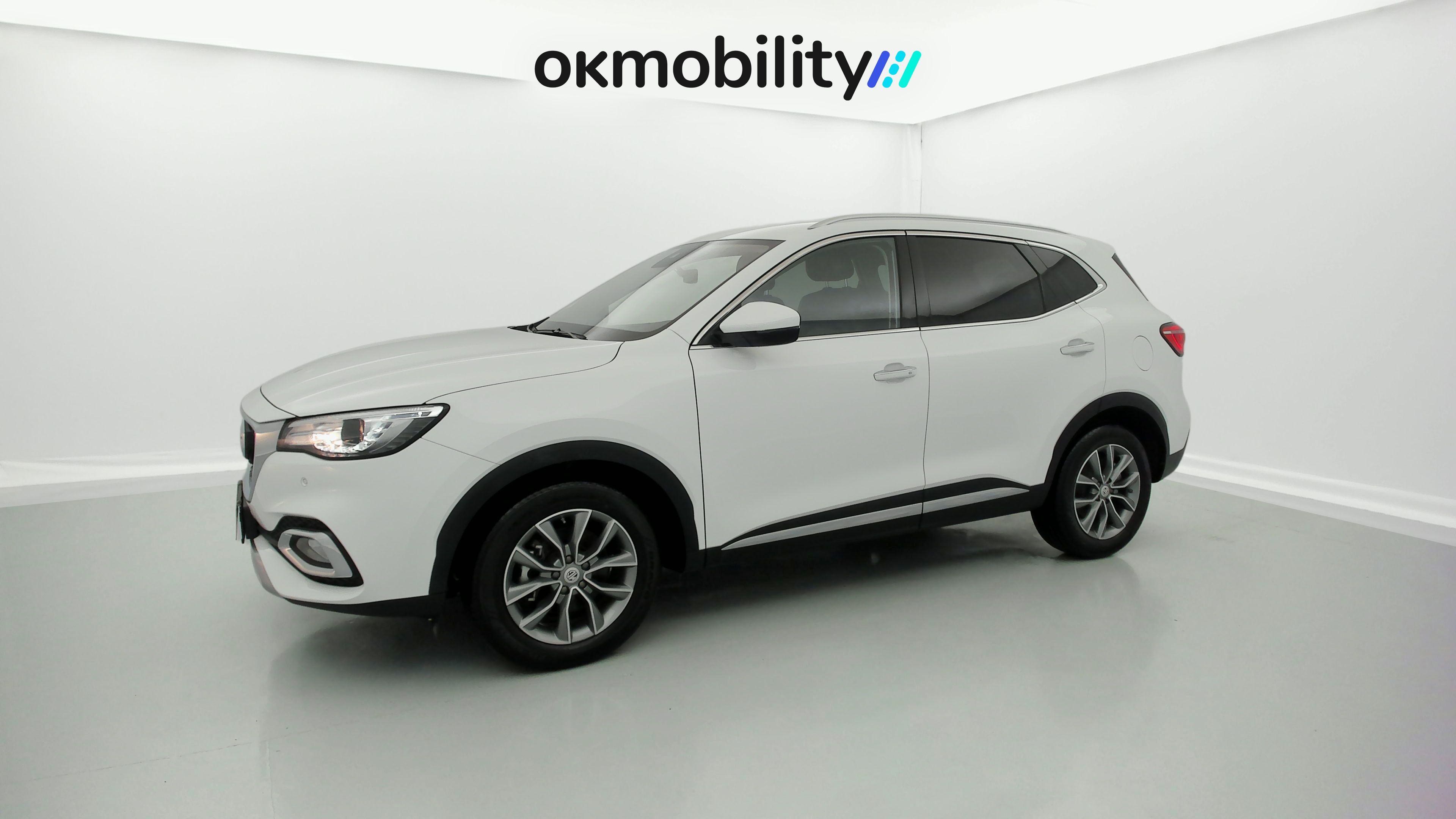 mg hs comfort 1.5 T-GDI 162 2023 dover white 8