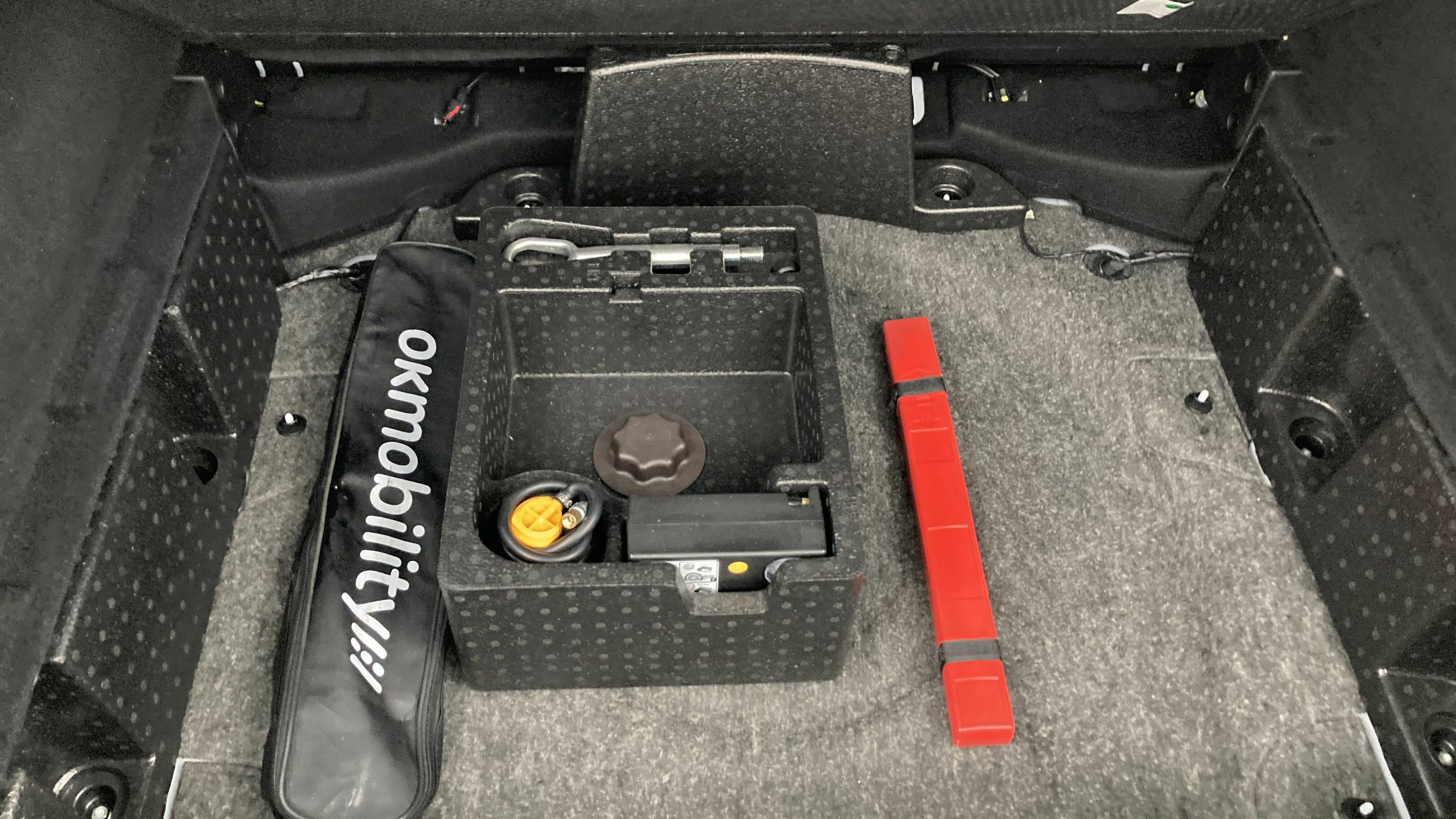 mg hs luxury 1.5 T-GDI 162 2023 dover white 22