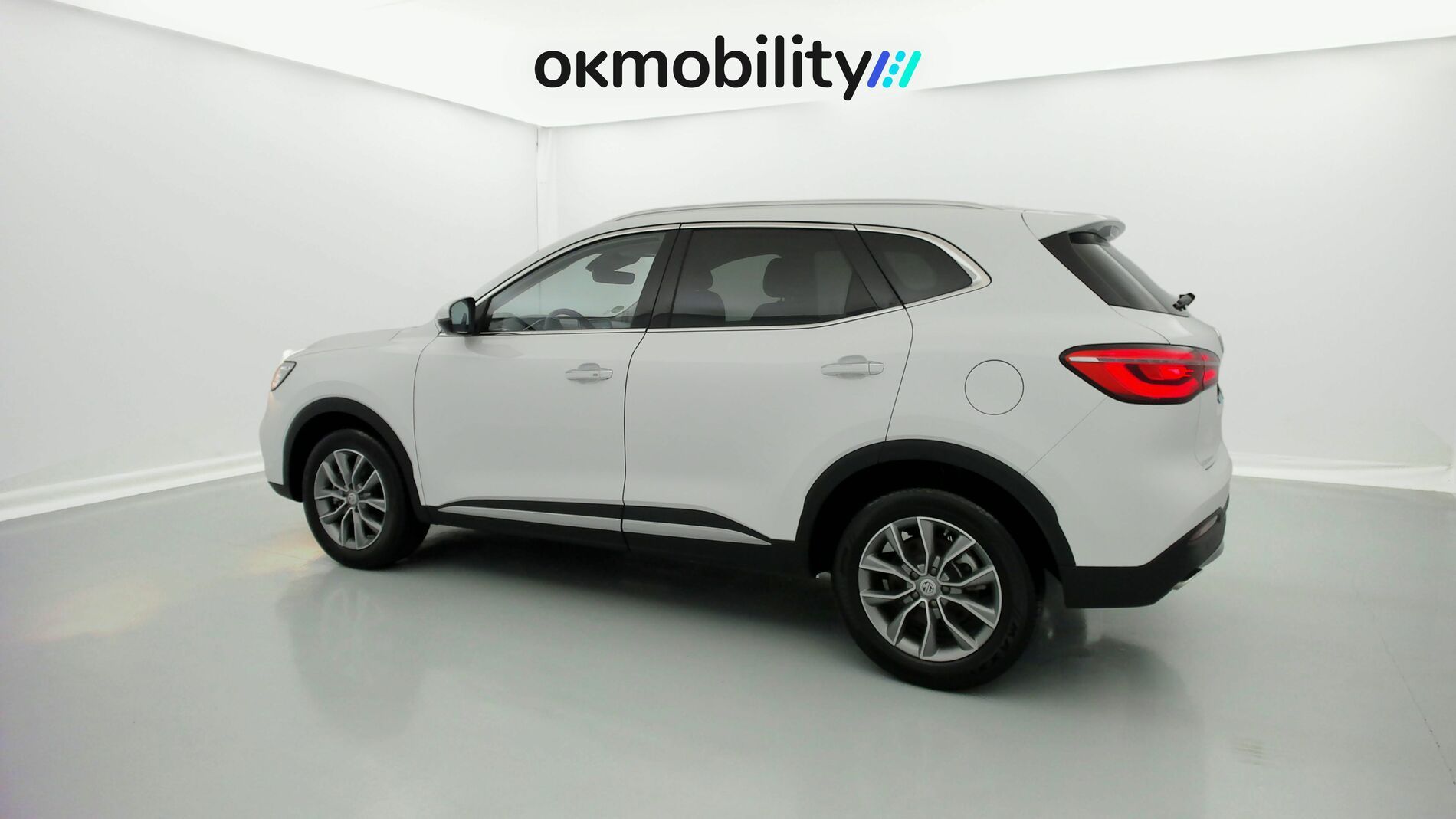 mg hs comfort 1.5 T-GDI 162 2023 dover white 8