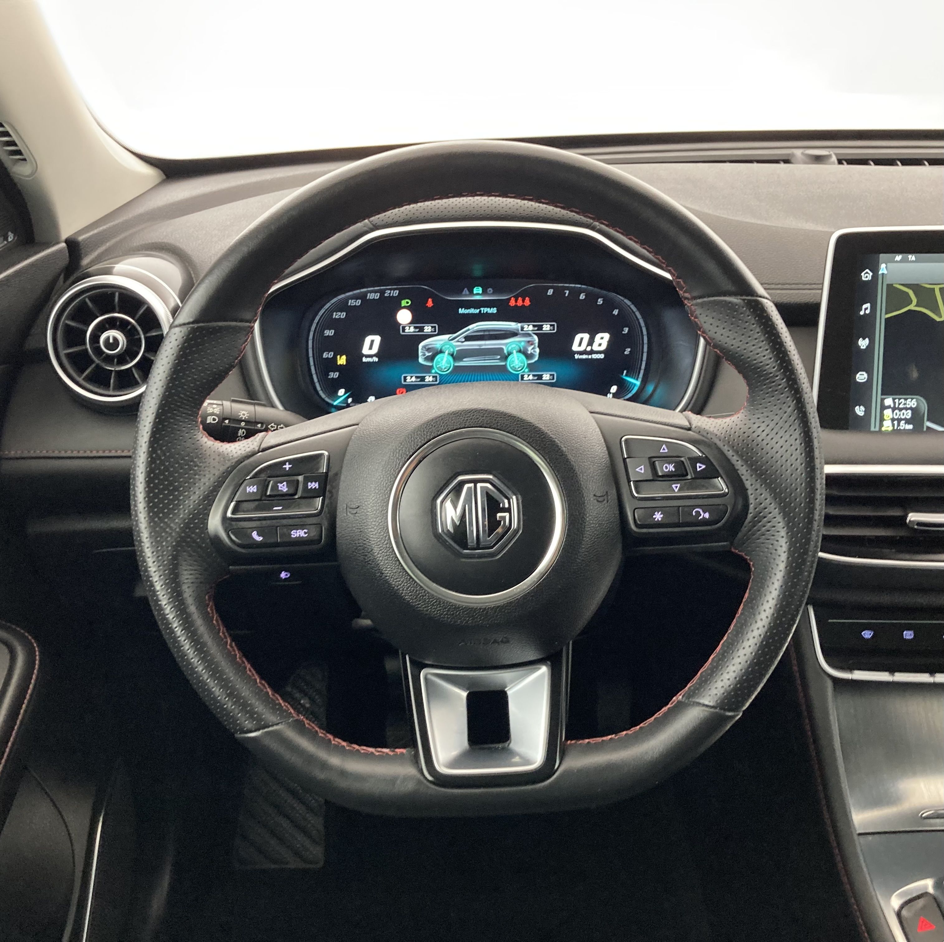 mg hs comfort 1.5 T-GDI 162 2023 dover white 22