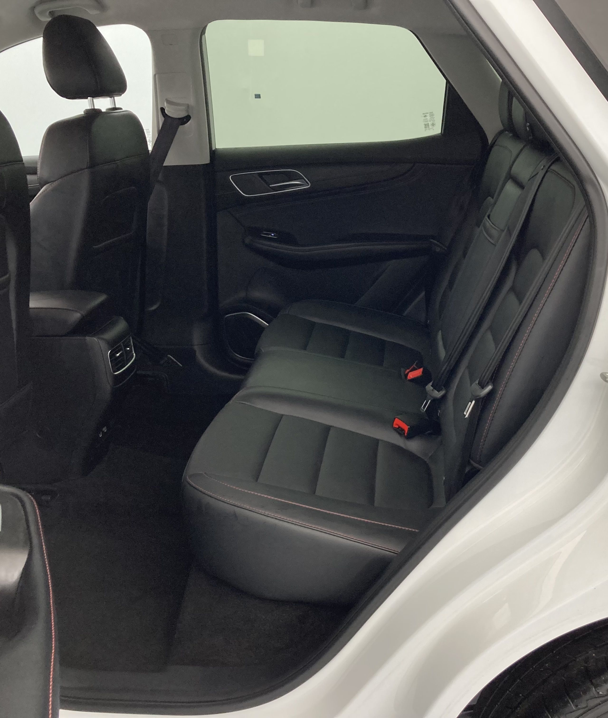 mg hs comfort 1.5 T-GDI 162 2023 dover white 23