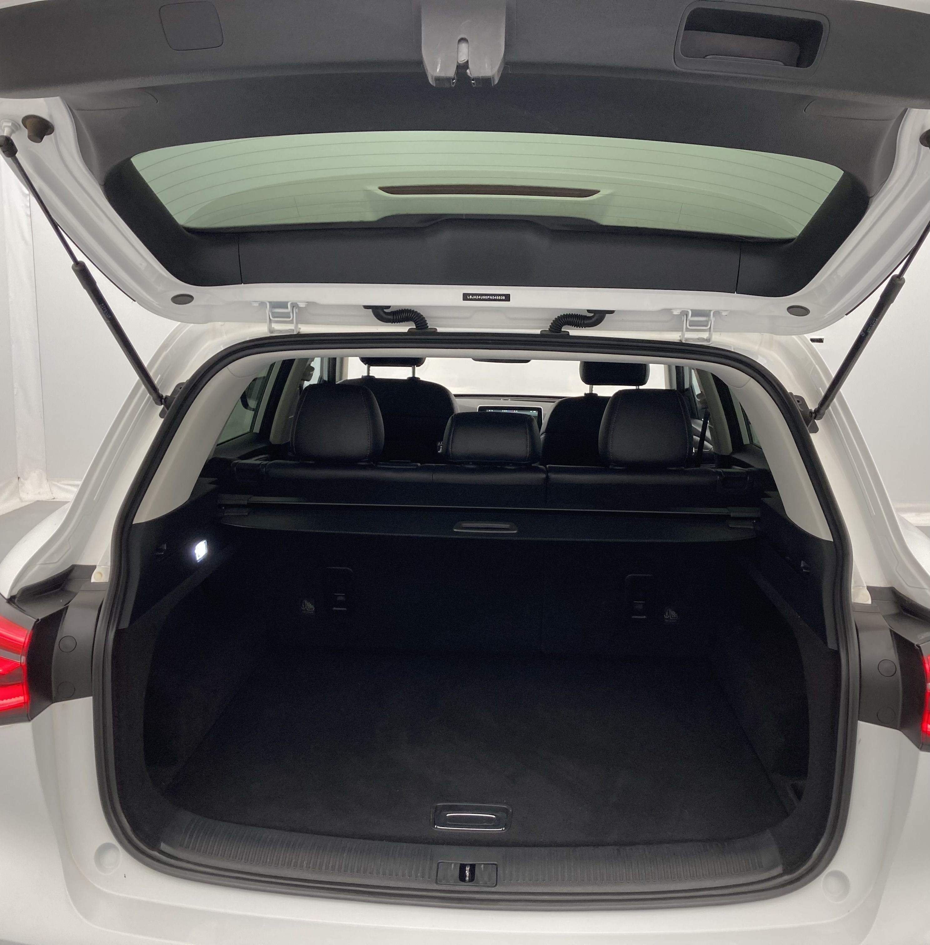 mg hs comfort 1.5 T-GDI 162 2023 dover white 24