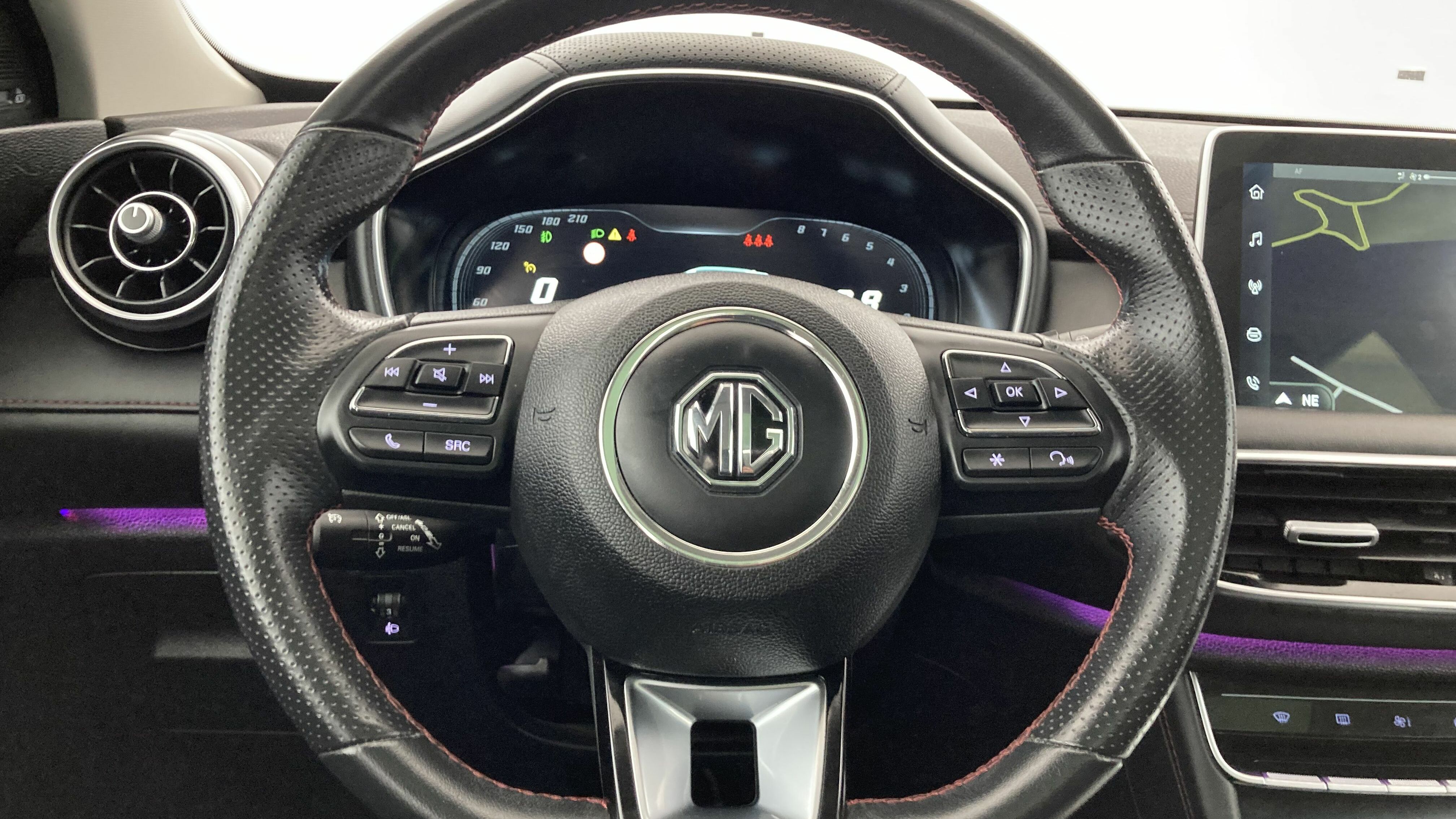 mg hs comfort 1.5 T-GDI 162 2023 dover white 17