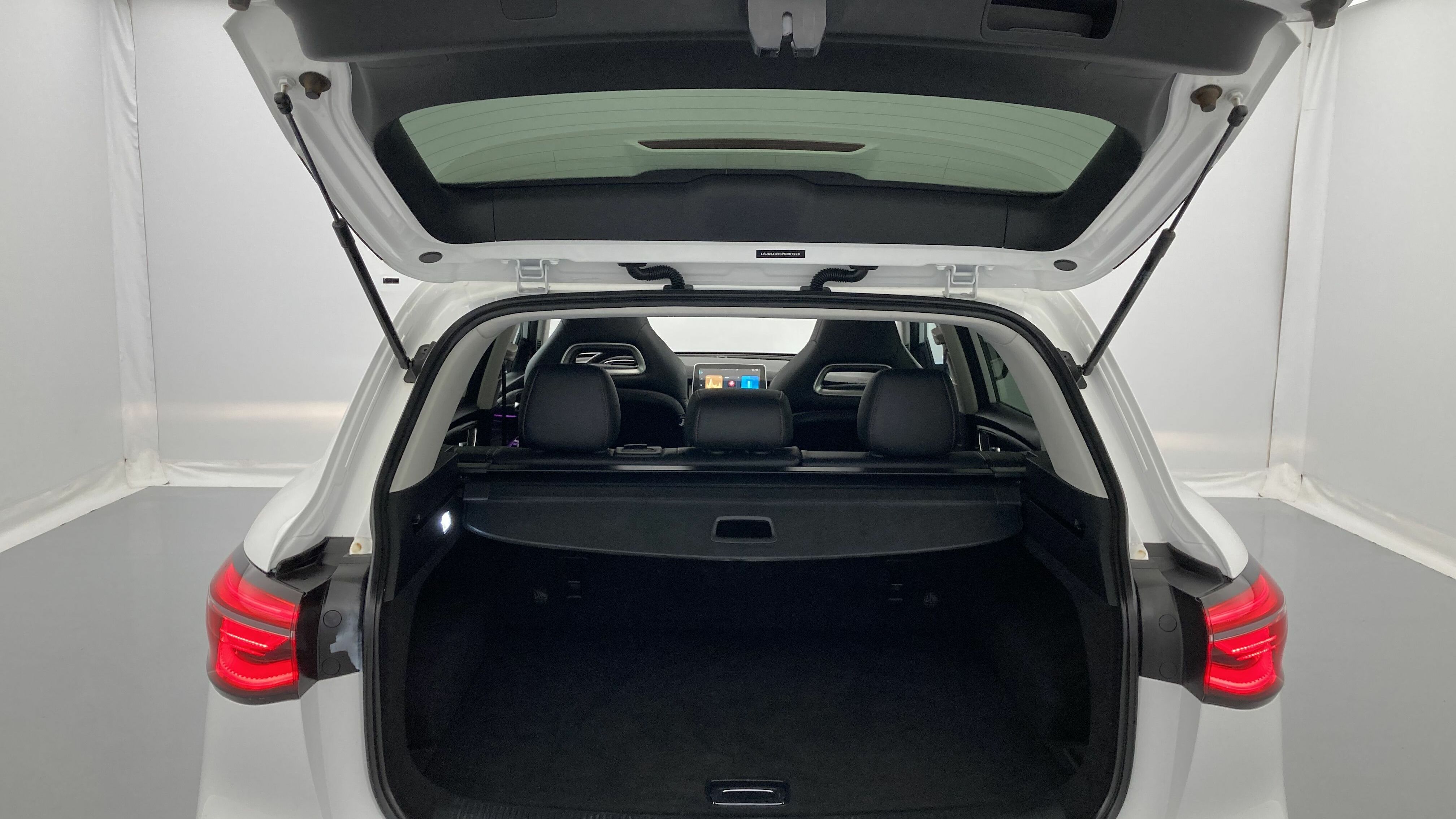 mg hs comfort 1.5 T-GDI 162 2023 dover white 24