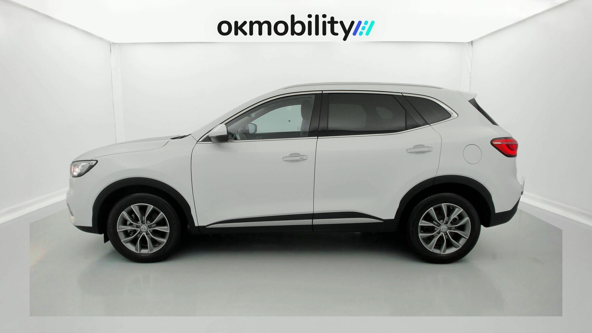 mg hs comfort 1.5 T-GDI 162 2023 dover white 8