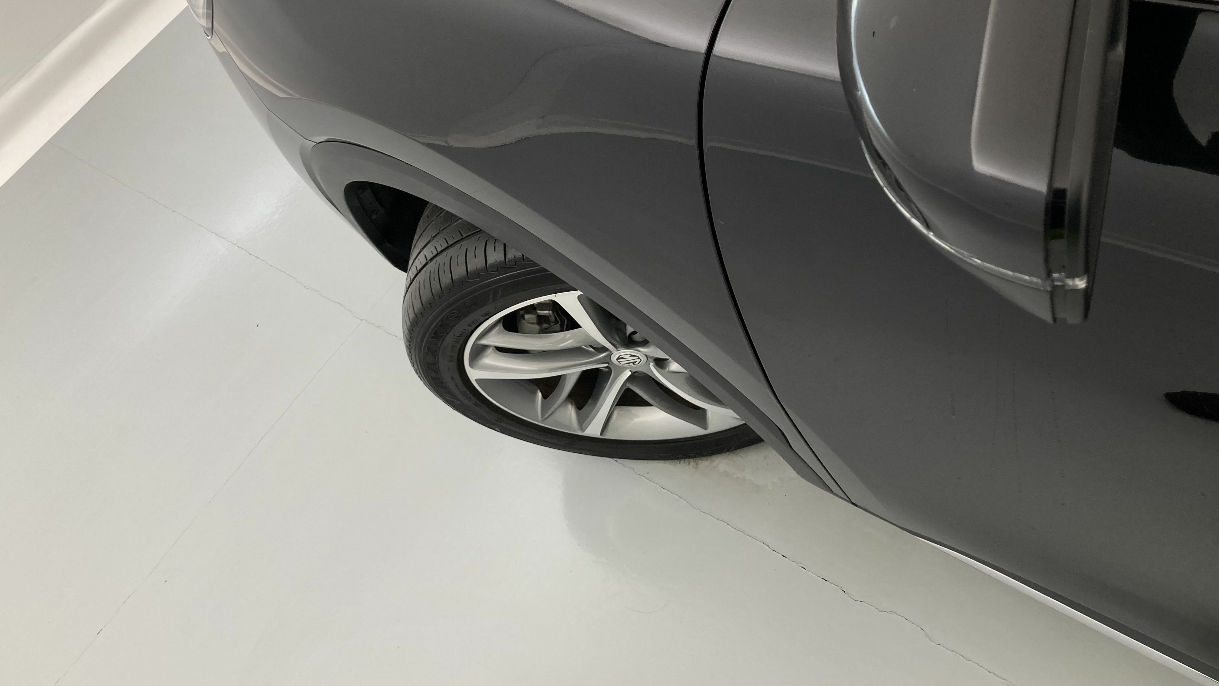 mg hs luxury 1.5 T-GDI 162 2023 pebble black 28