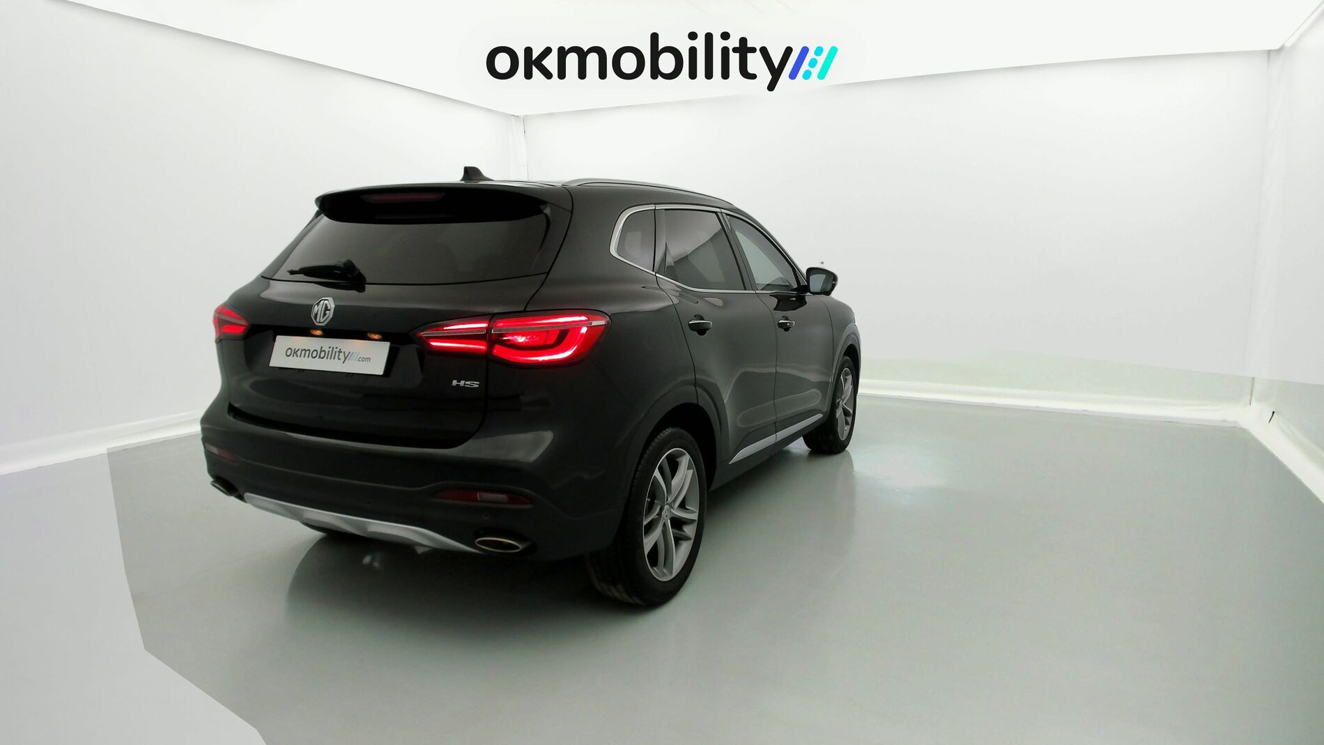 mg hs luxury 1.5 T-GDI 162 2023 pebble black 11