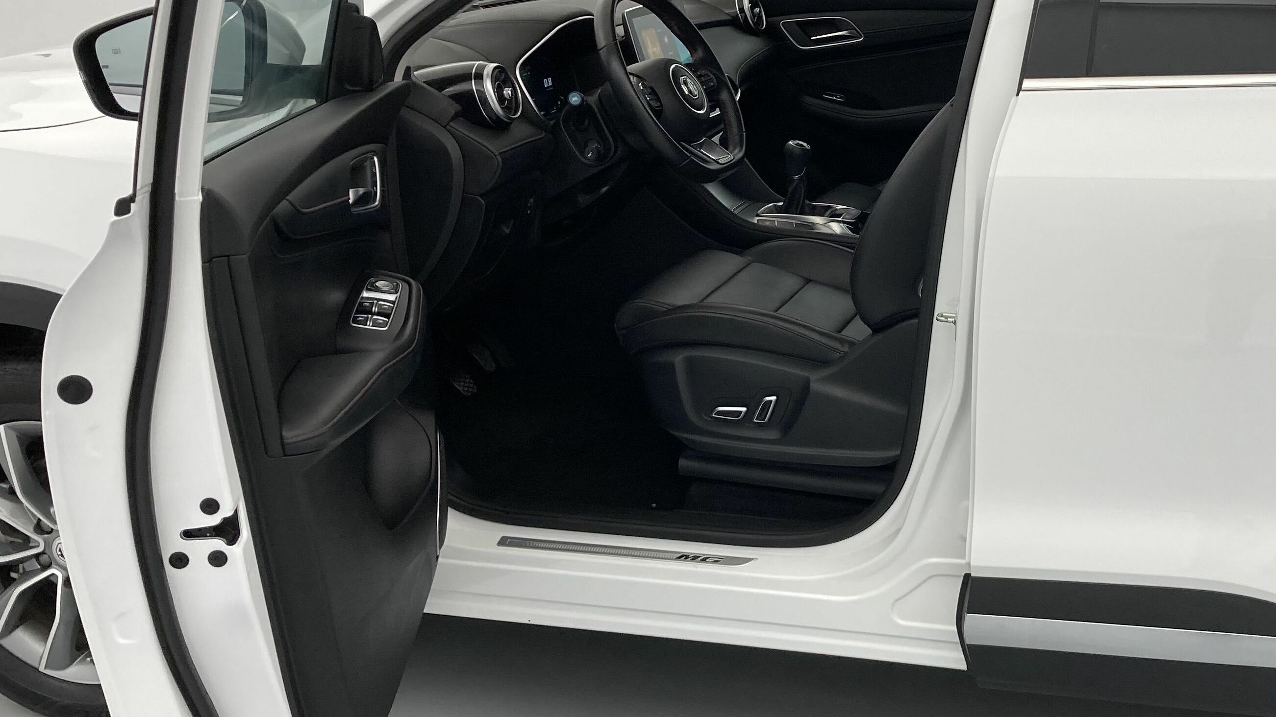 mg hs comfort 1.5 T-GDI 162 2023 dover white 13