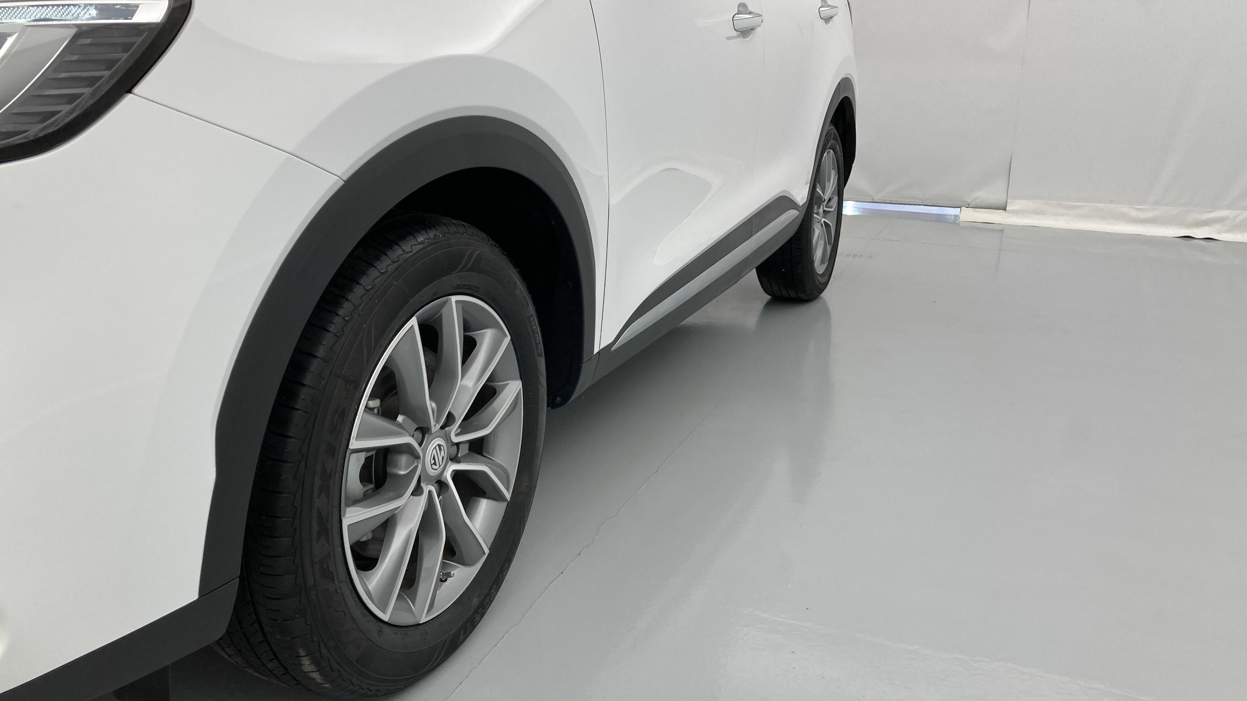 mg hs comfort 1.5 T-GDI 162 2023 dover white 26