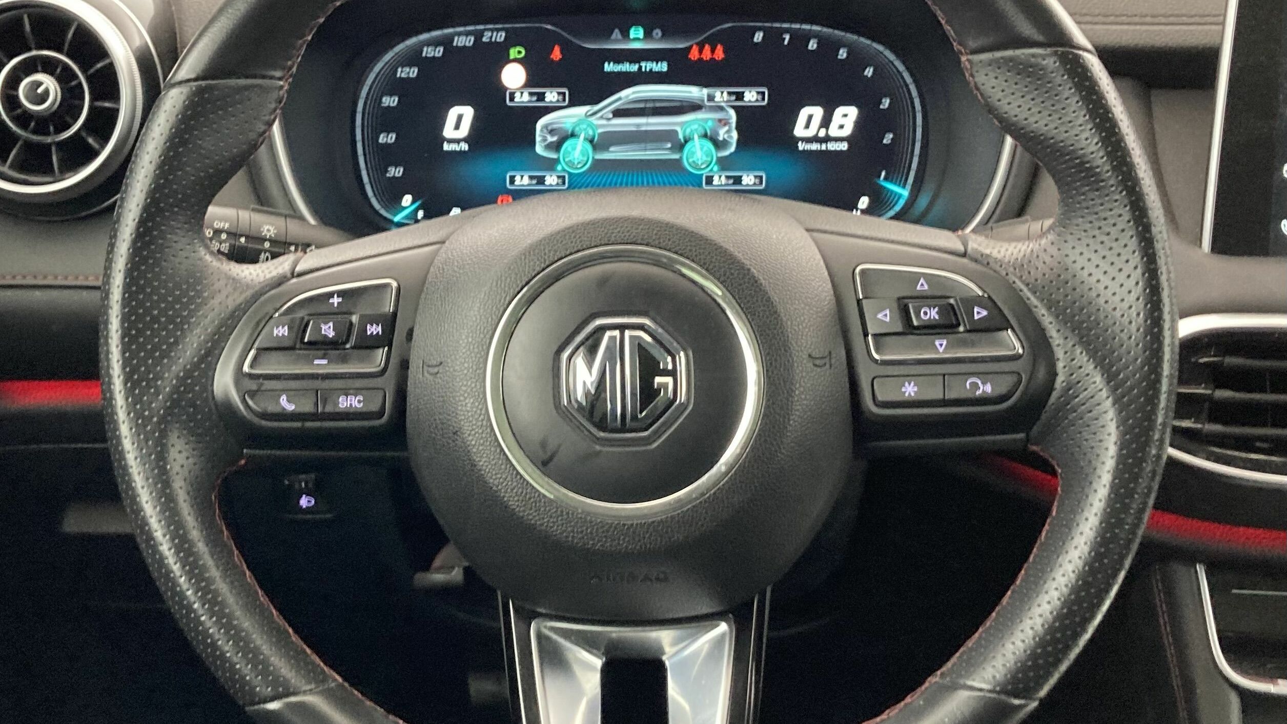 mg hs luxury 1.5 T-GDI 162 2023 pebble black 17