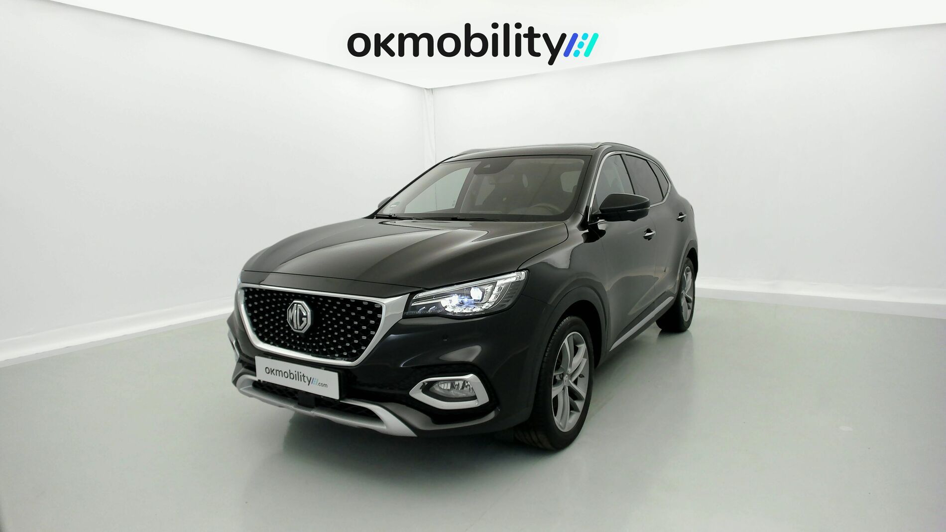 mg hs luxury 1.5 T-GDI 162 2023 pebble black 1
