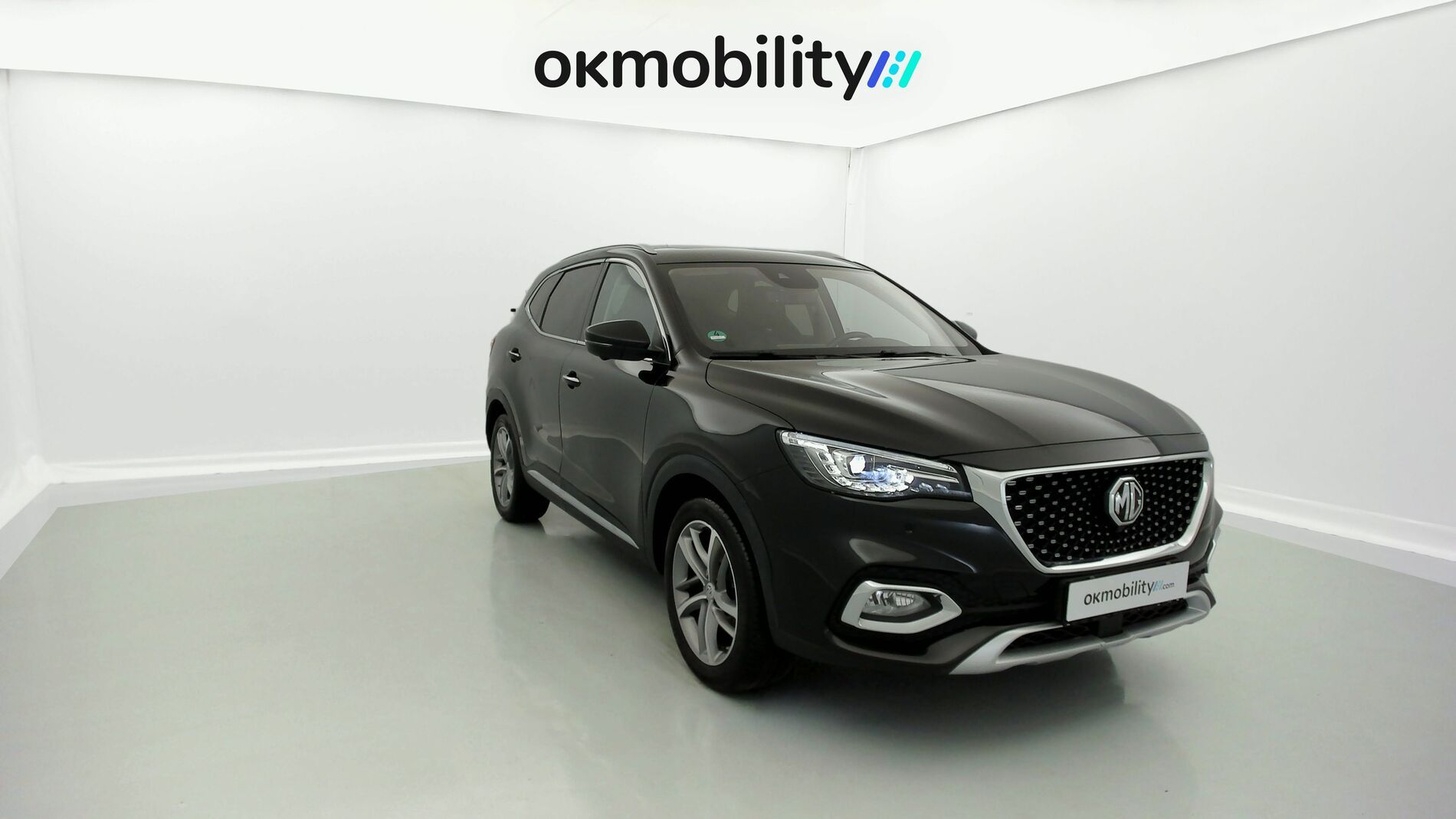 mg hs luxury 1.5 T-GDI 162 2023 pebble black 3