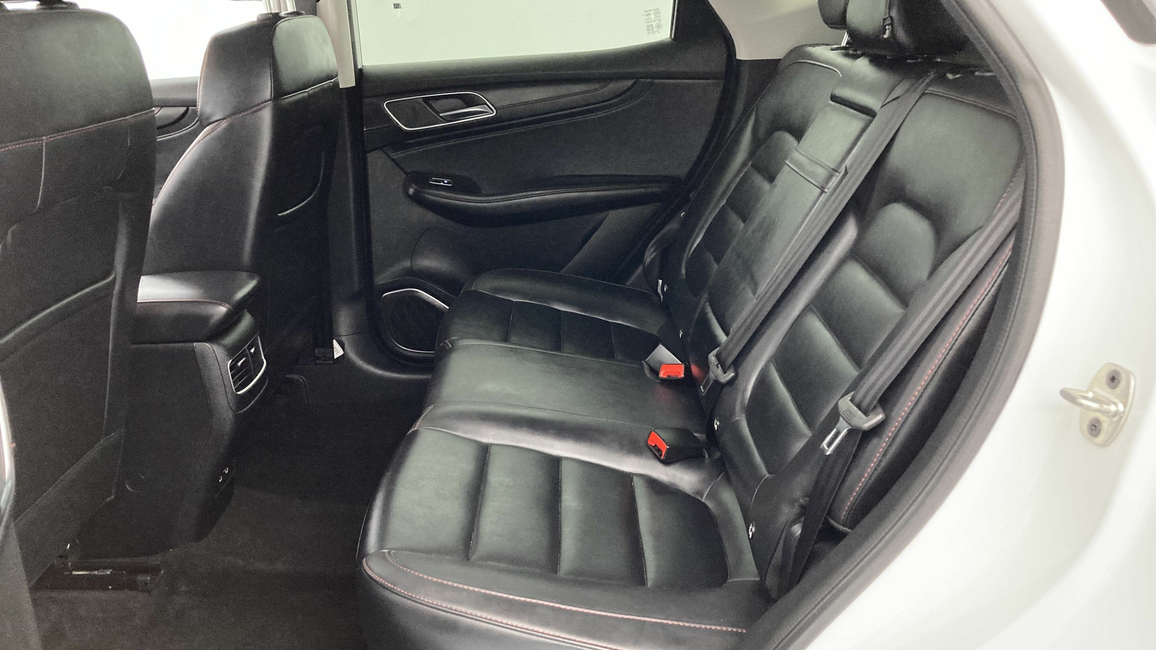 mg hs comfort 1.5 T-GDI 162 AT 2023 dover white 20