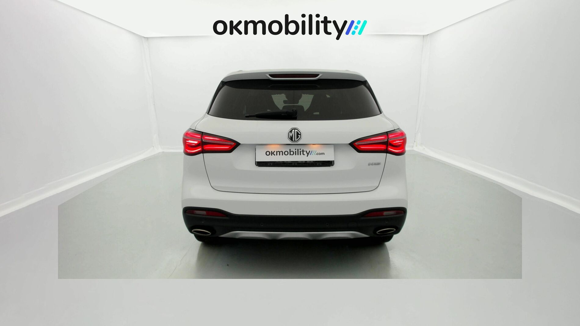 mg hs luxury 1.5 T-GDI 162 AT 2023 dover white - wsb 10