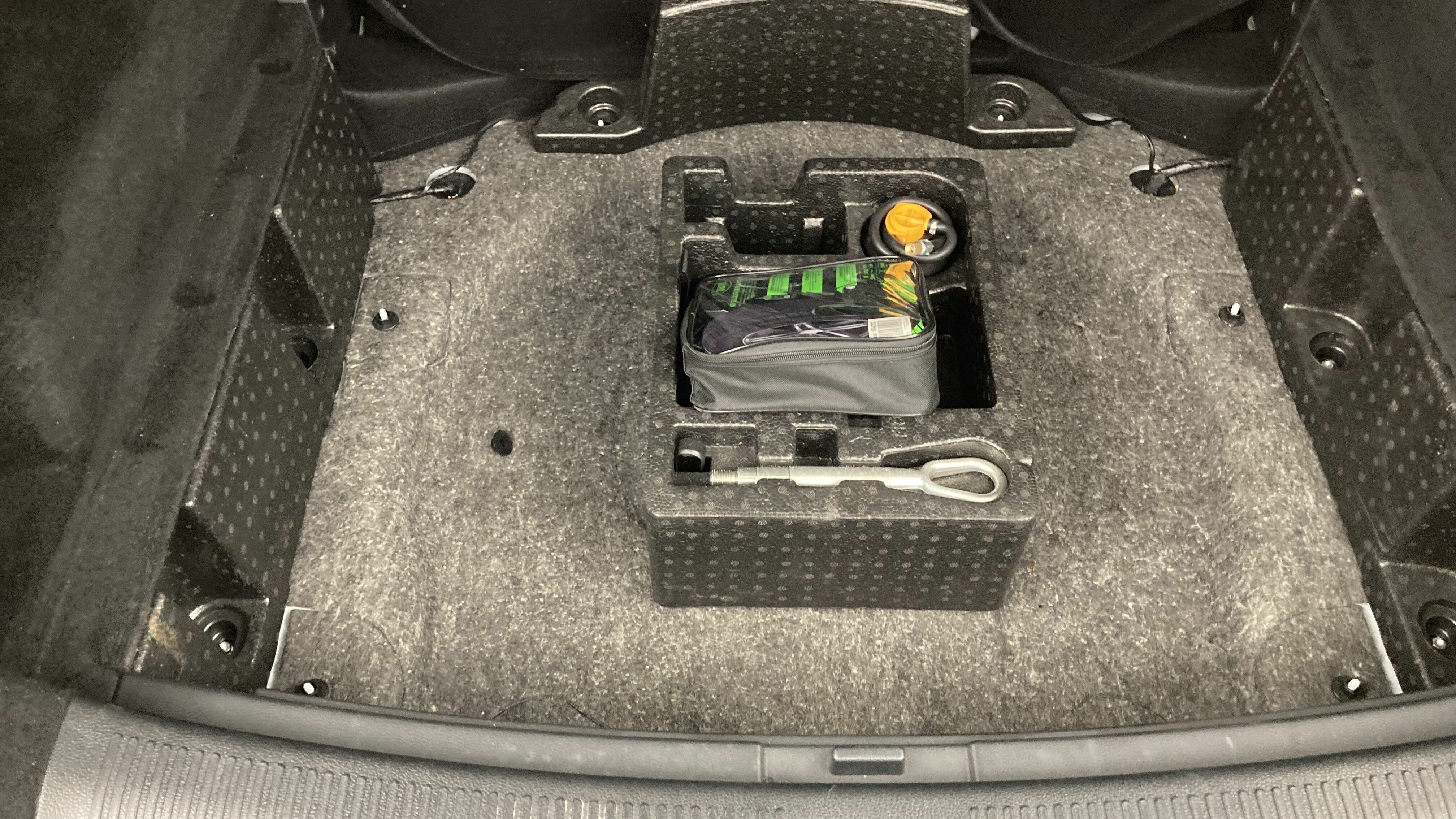 mg hs luxury 1.5 T-GDI 162 2023 dover white 23