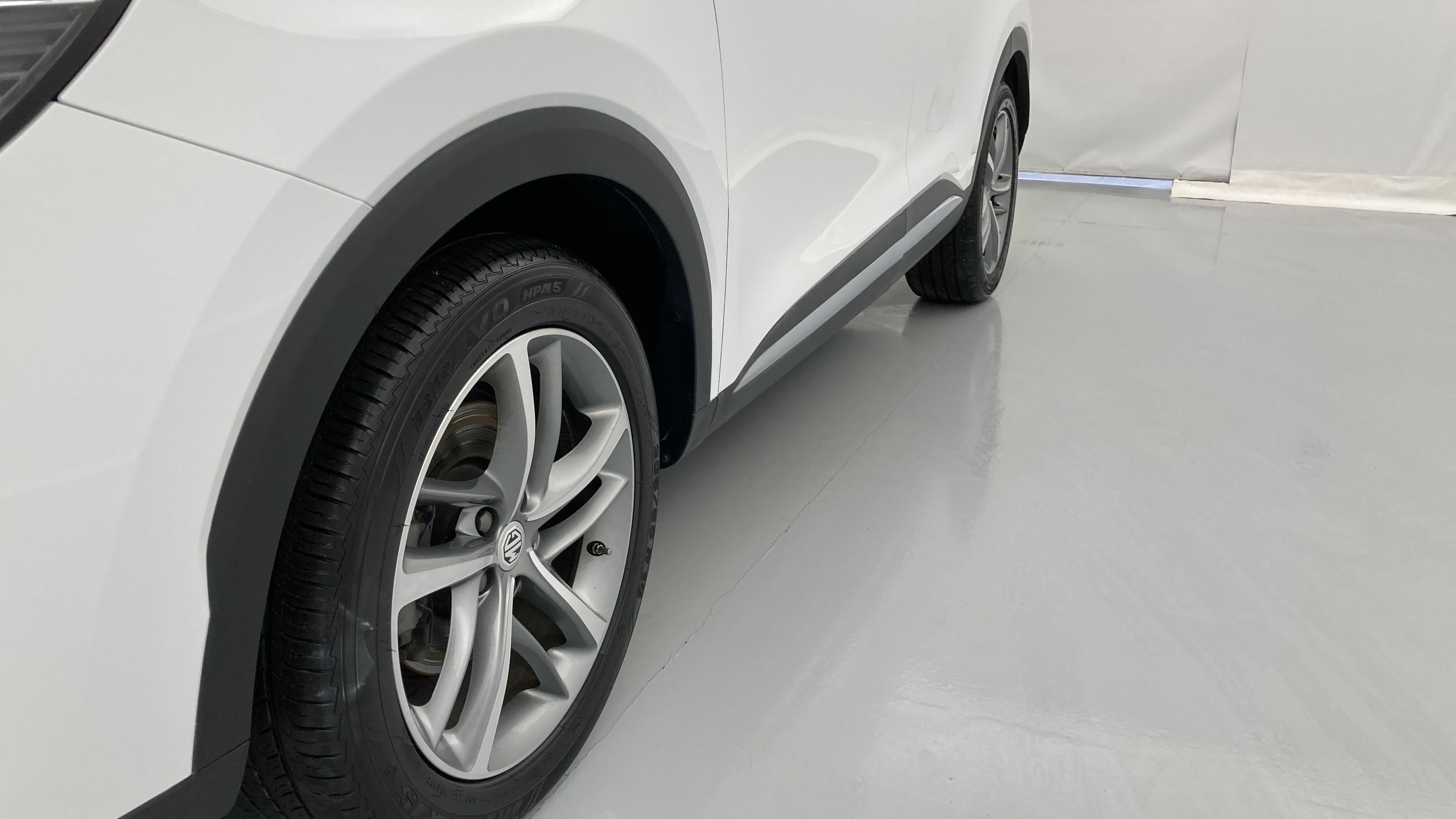 mg hs luxury 1.5 T-GDI 162 2023 dover white 26