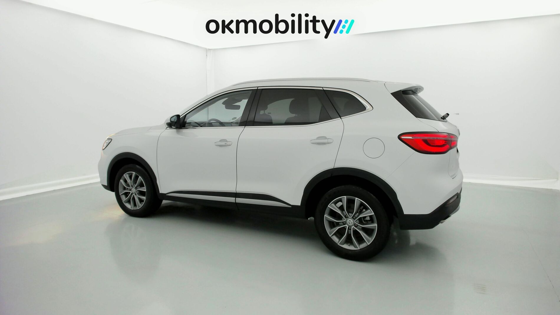mg hs comfort 1.5 T-GDI 162 2023 dover white 8