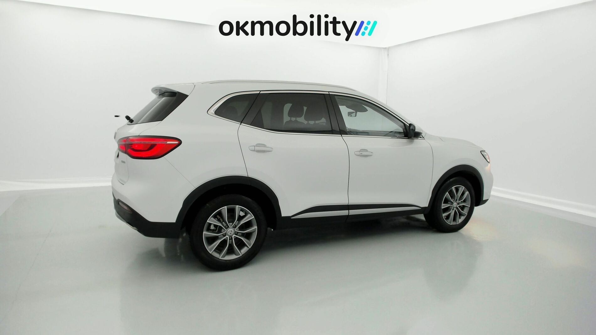 mg hs comfort 1.5 T-GDI 162 2023 dover white 12