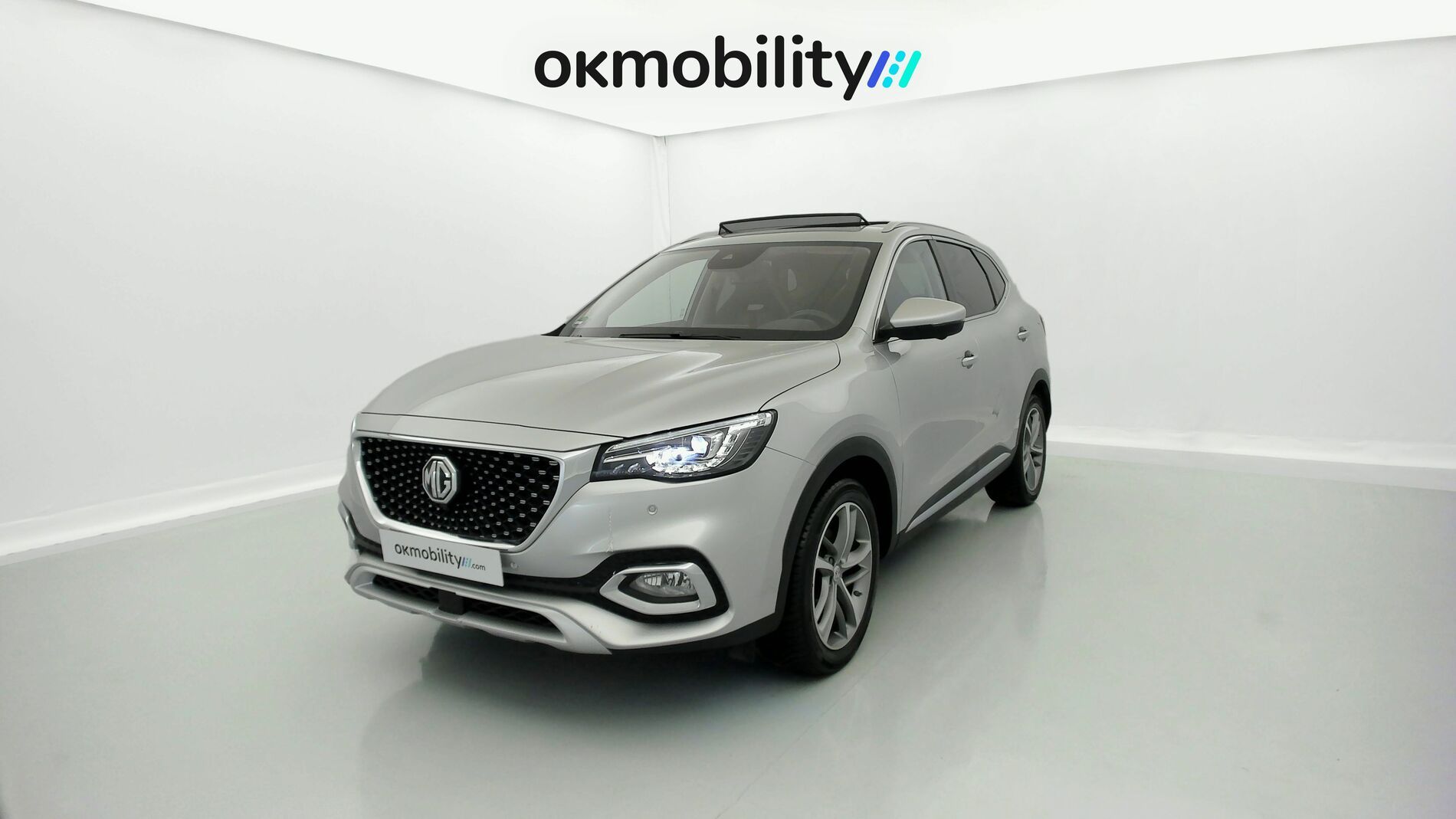 mg hs luxury 1.5 T-GDI 162 AT 2023 medal silver - ssa 1