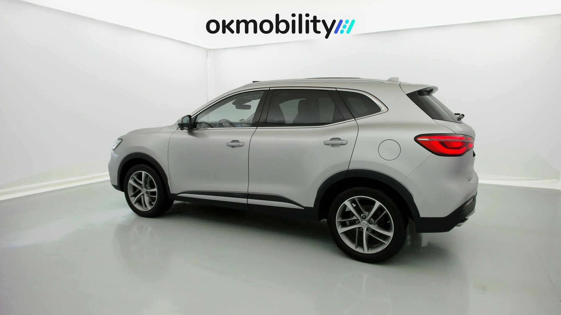 mg hs luxury 1.5 T-GDI 162 AT 2023 medal silver - ssa 8