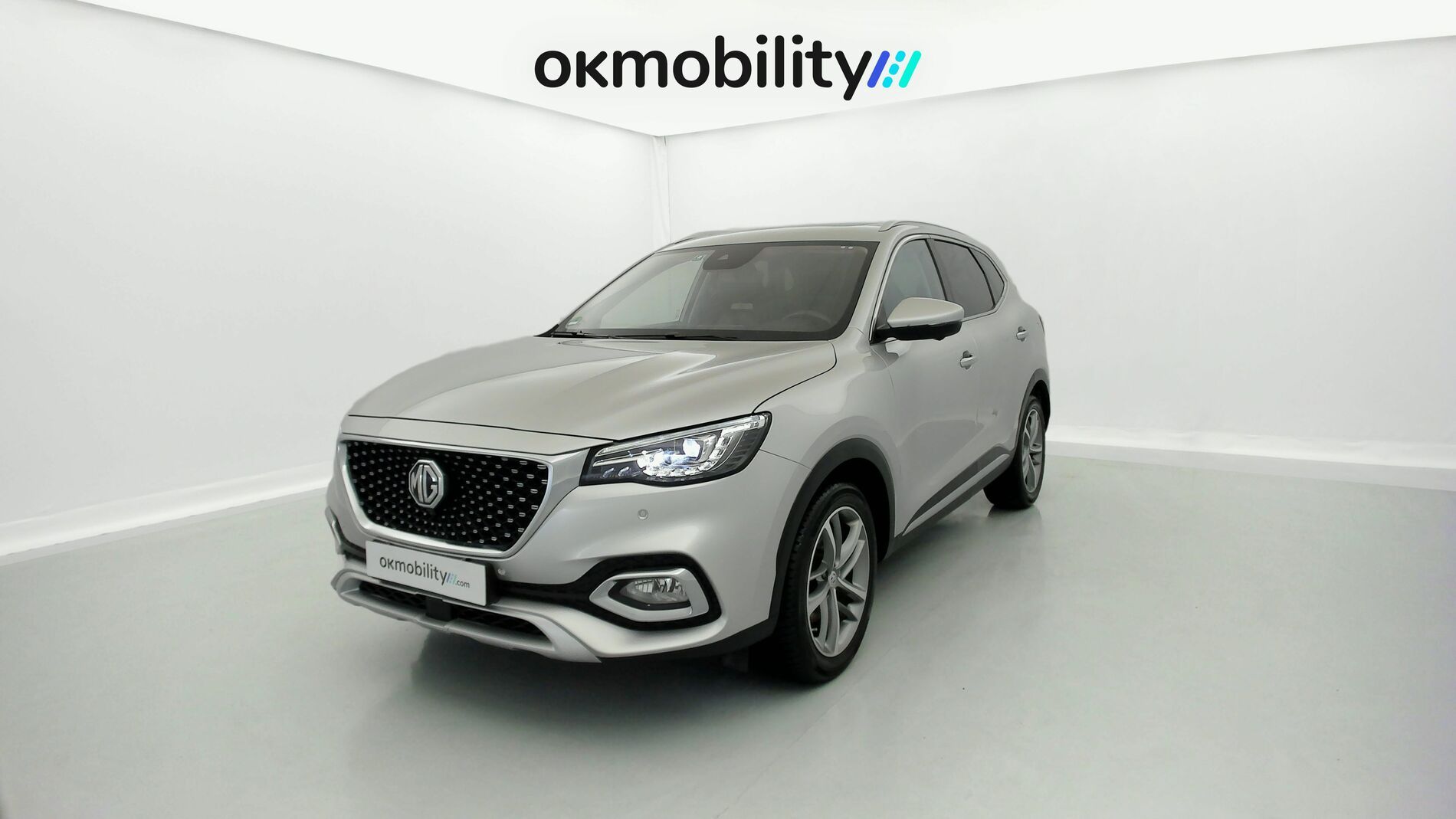 mg hs luxury 1.5 T-GDI 162 AT 2023 medal silver - ssa 1