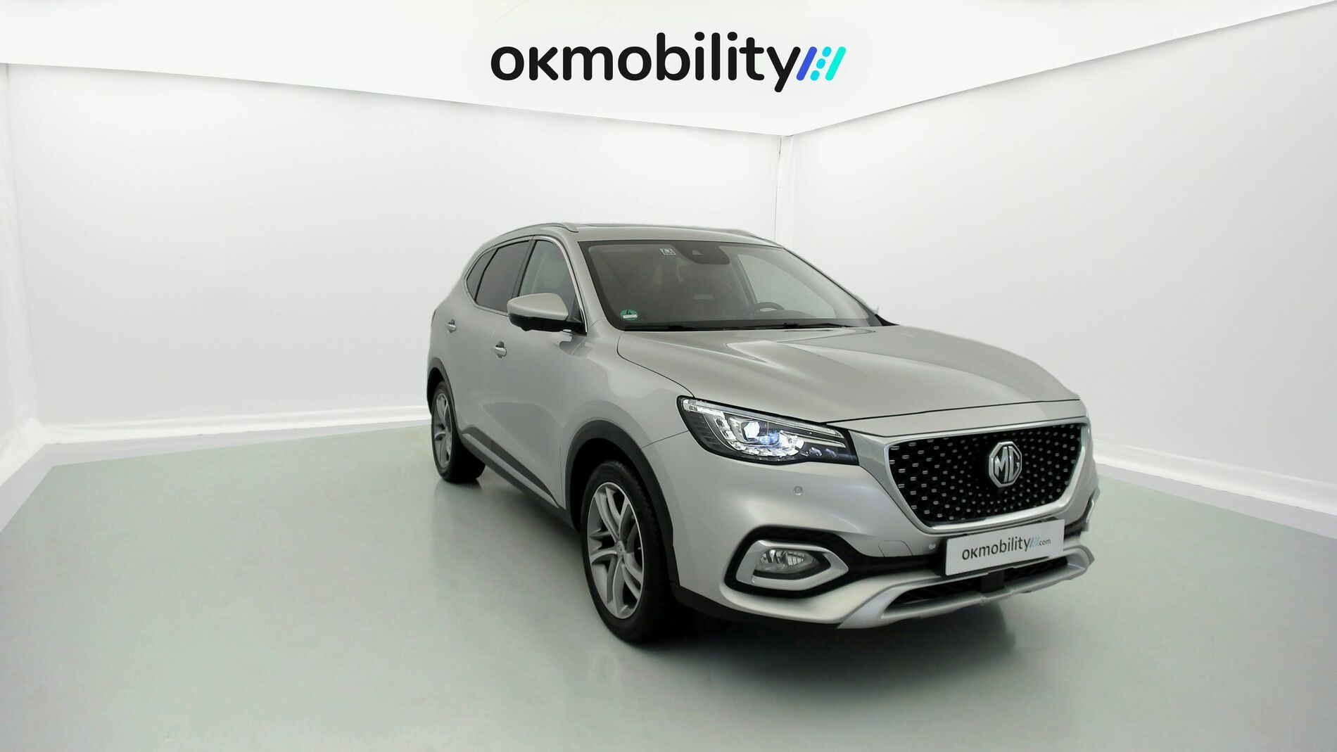 mg hs luxury 1.5 T-GDI 162 AT 2023 medal silver - ssa 3