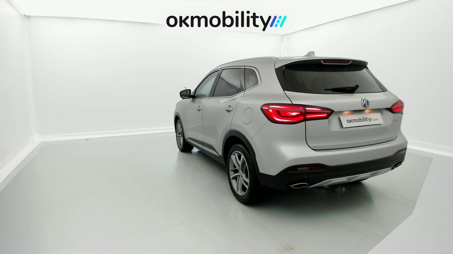 mg hs luxury 1.5 T-GDI 162 AT 2023 medal silver - ssa 9