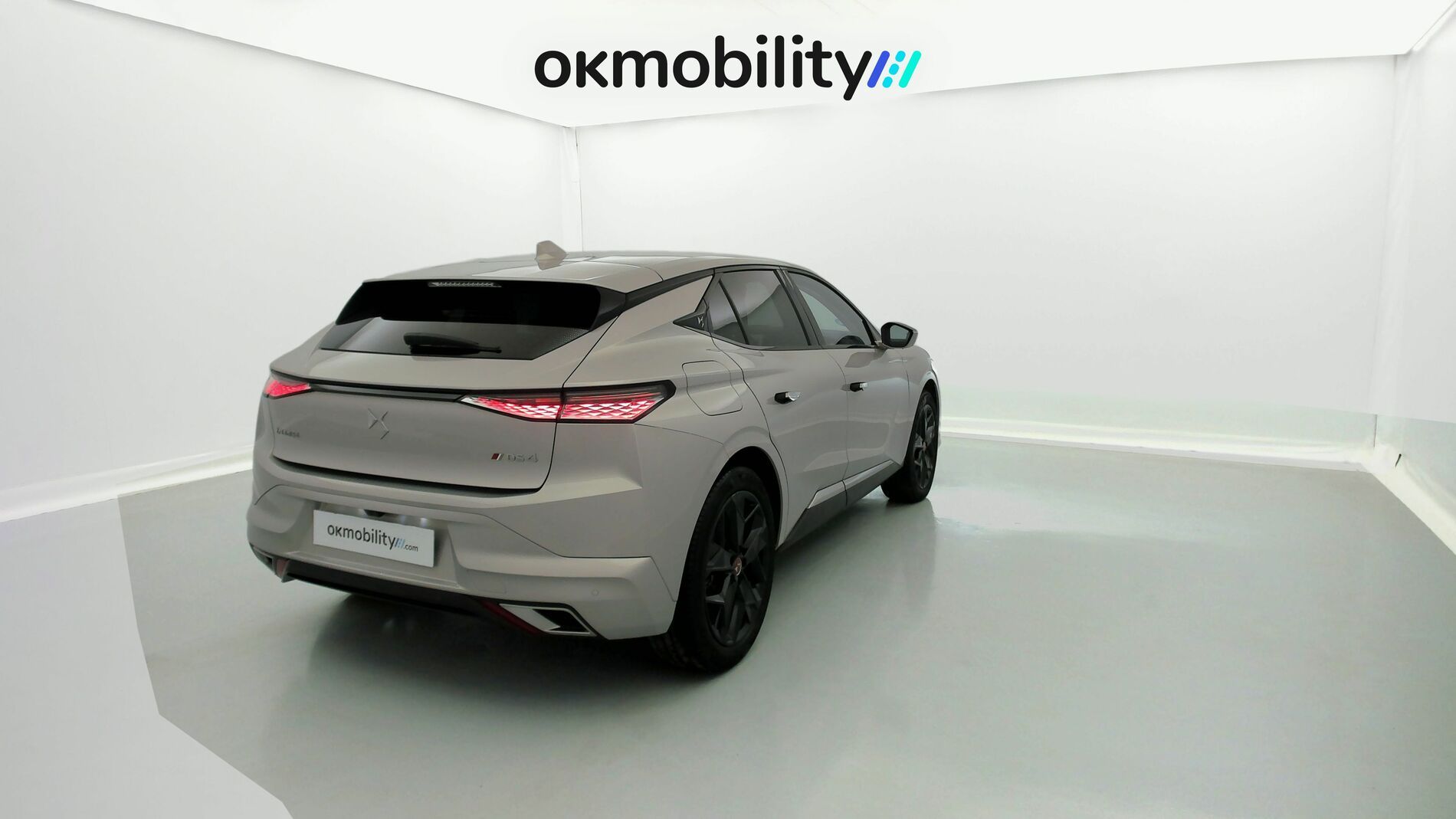 ds ds4 performance line + E-TENSE 225 CA 2022 crystal pearl 11