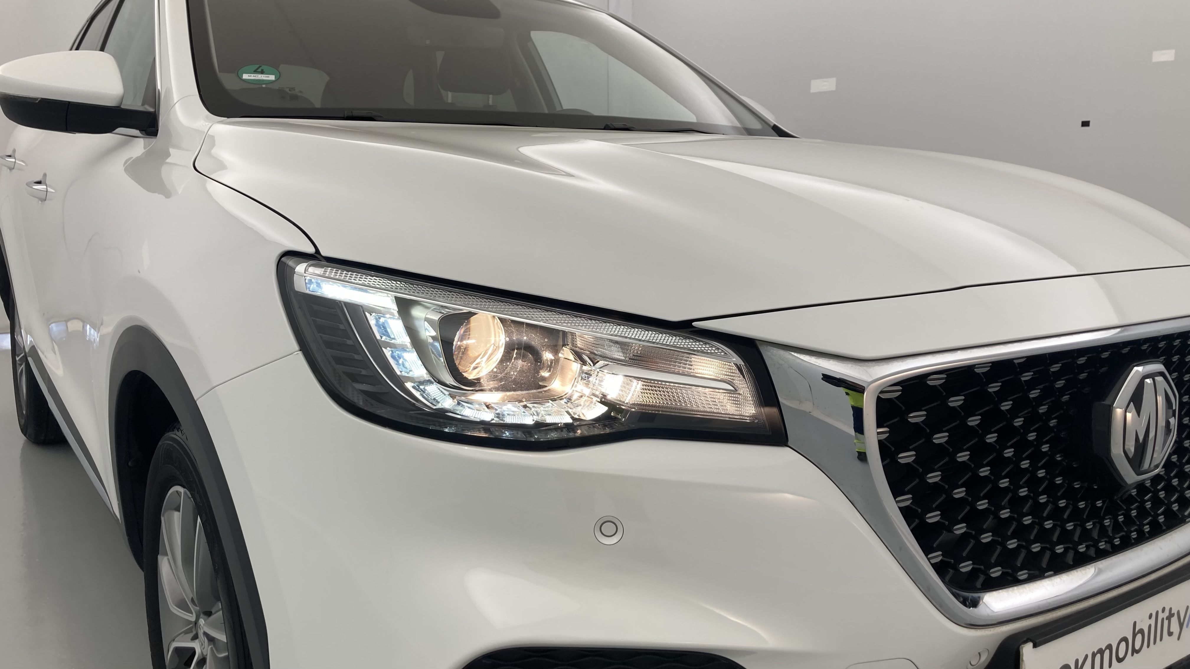 mg hs comfort 1.5 T-GDI 162 AT 2023 dover white 14