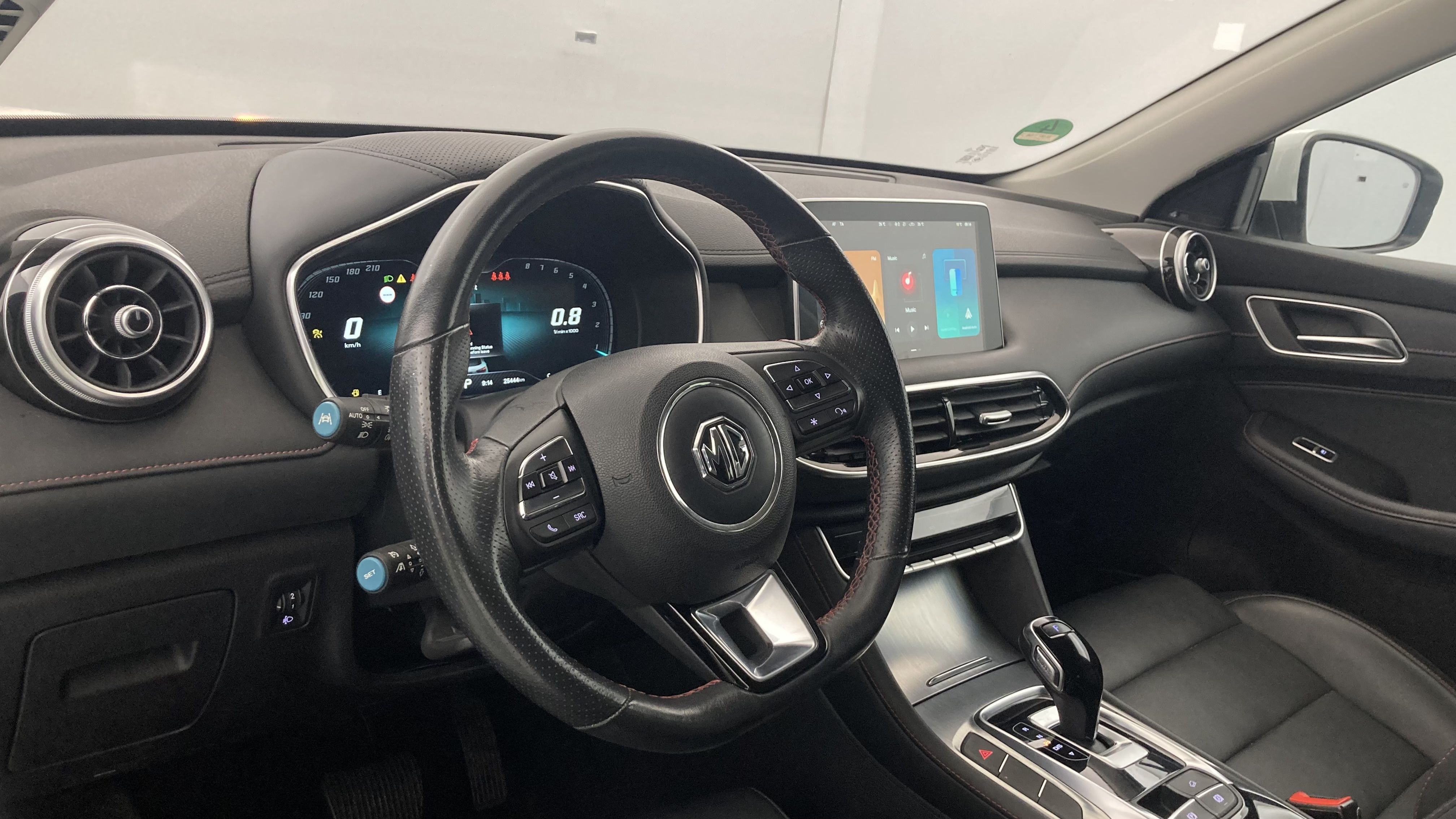 mg hs comfort 1.5 T-GDI 162 AT 2023 dover white 18