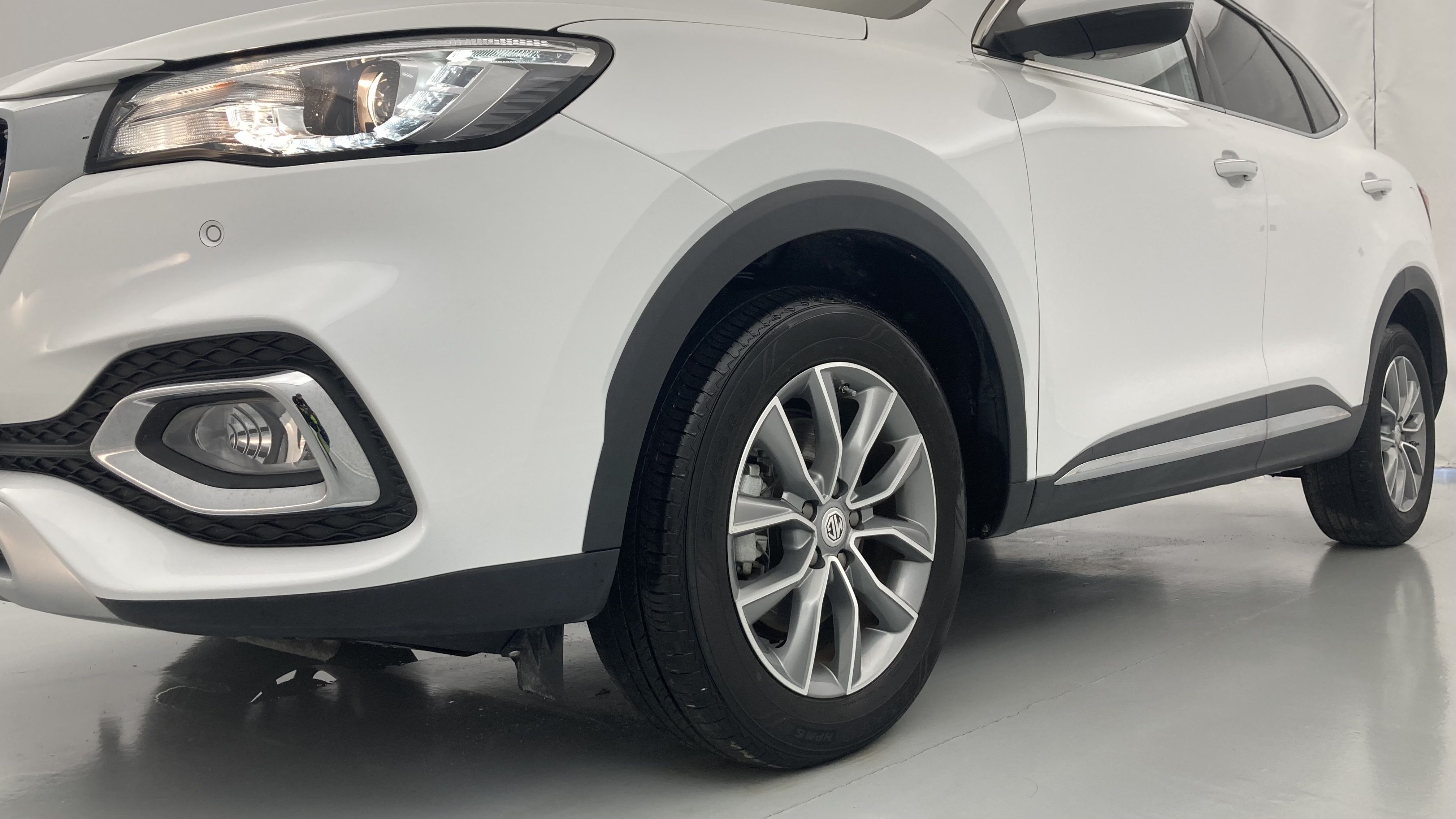 mg hs comfort 1.5 T-GDI 162 AT 2023 dover white 26