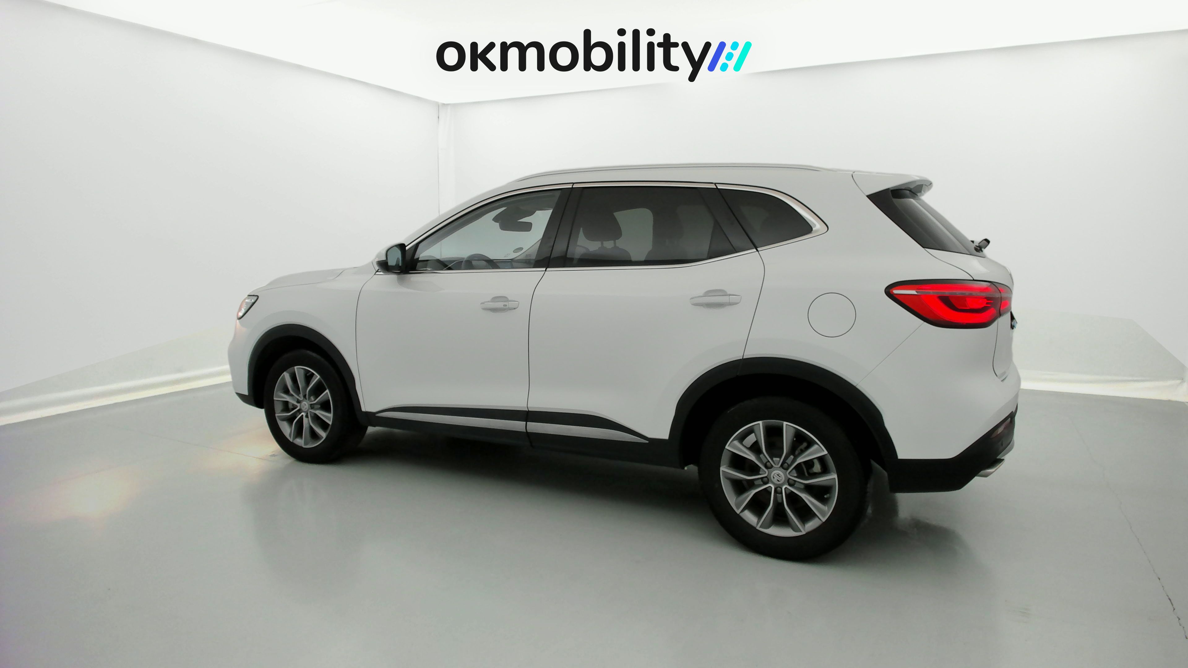 mg hs comfort 1.5 T-GDI 162 AT 2023 dover white 8