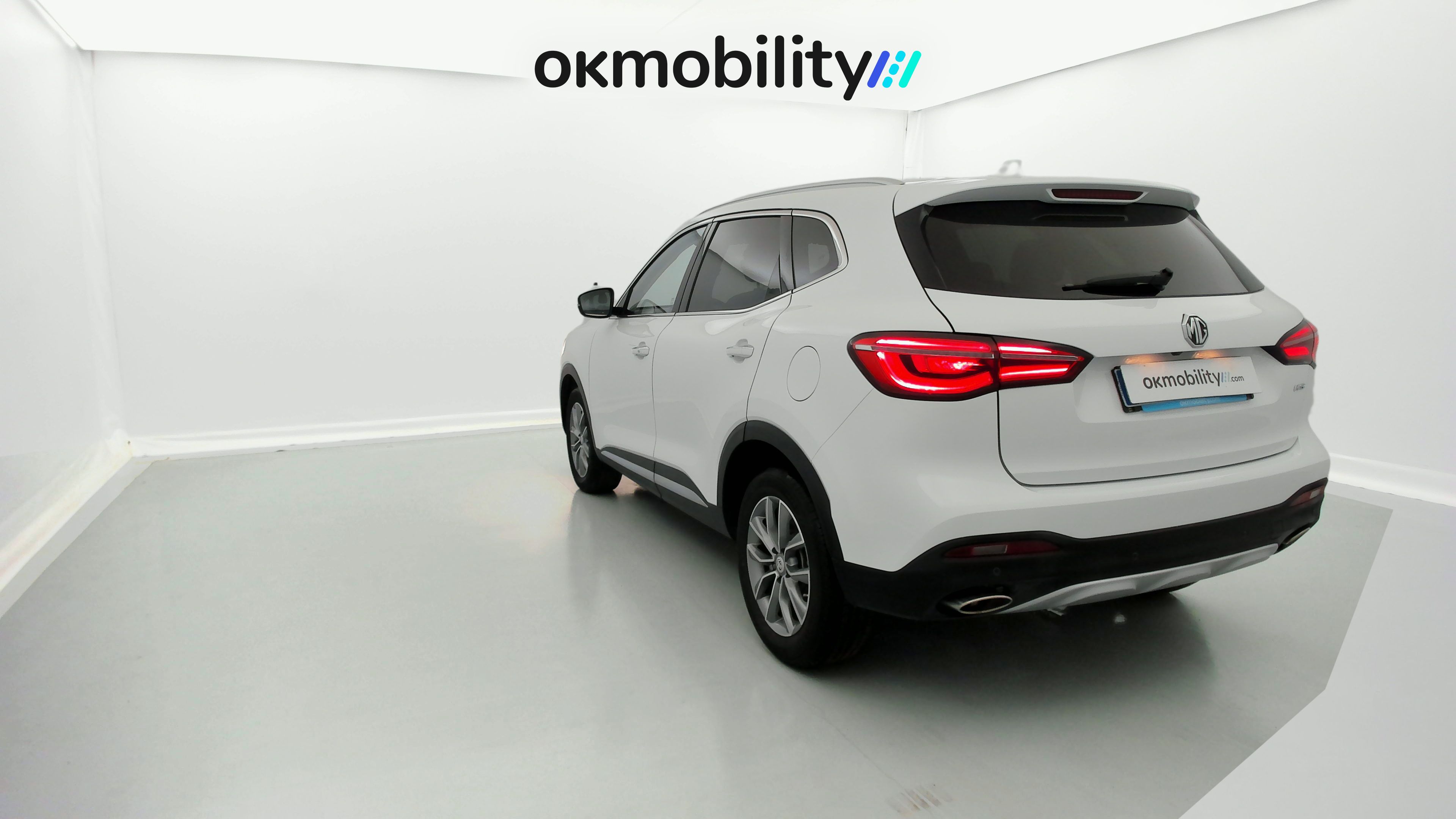 mg hs comfort 1.5 T-GDI 162 AT 2023 dover white 9