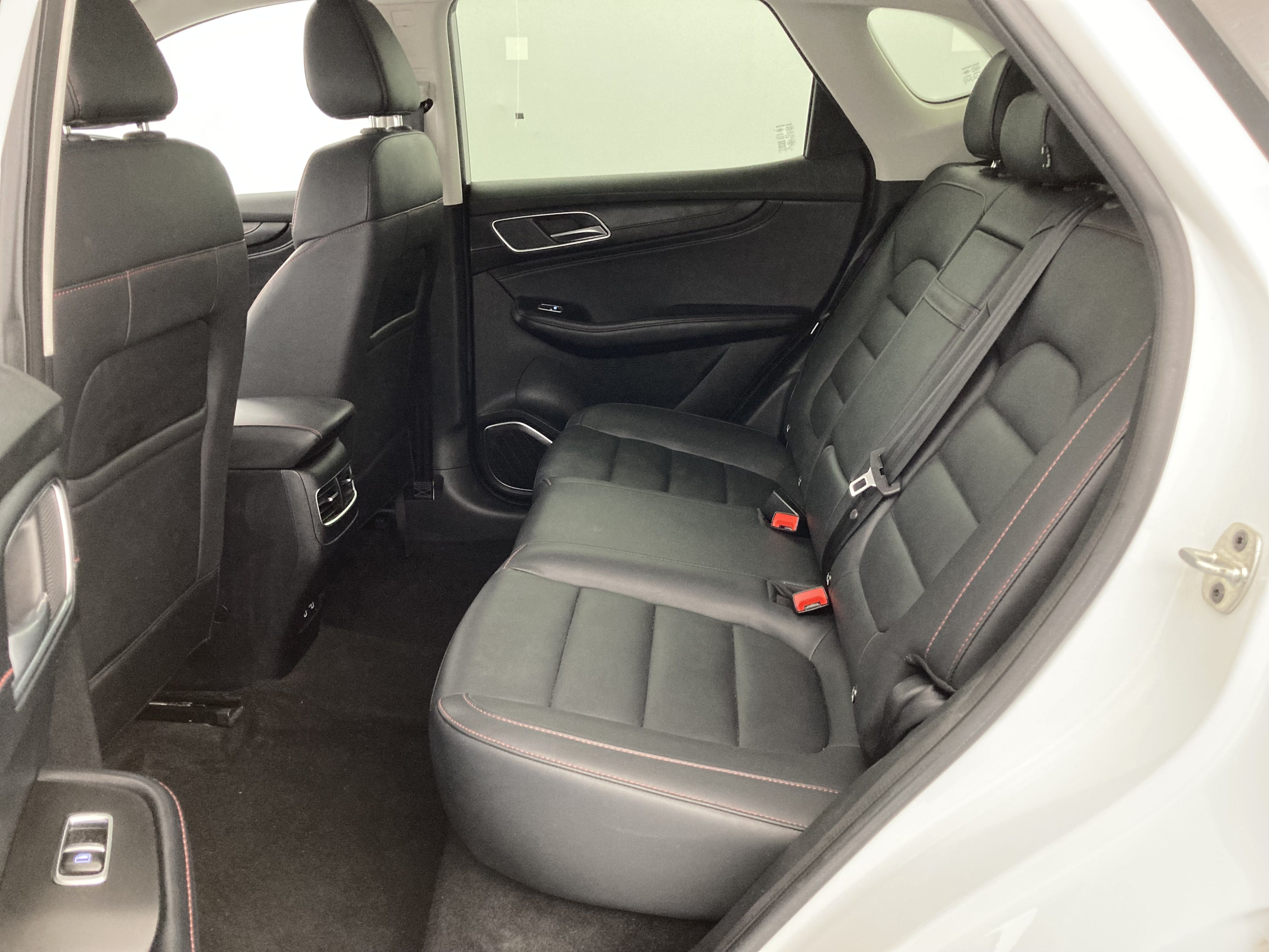 mg hs comfort 1.5 T-GDI 162 AT 2023 dover white 23